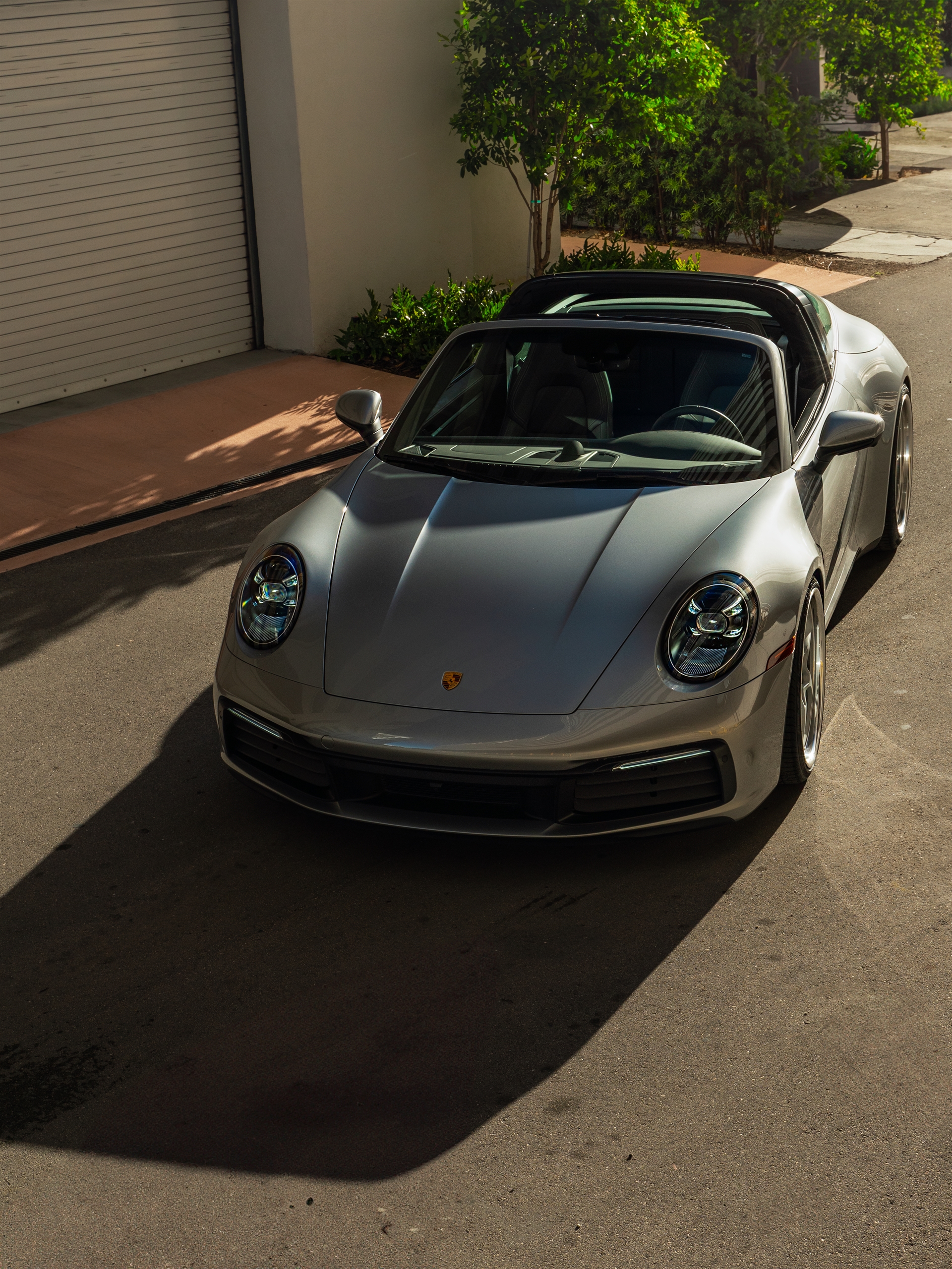 Porsche 992 GTS | Ice Gray Metallic | on HRE 522 FMR | Satin Silver