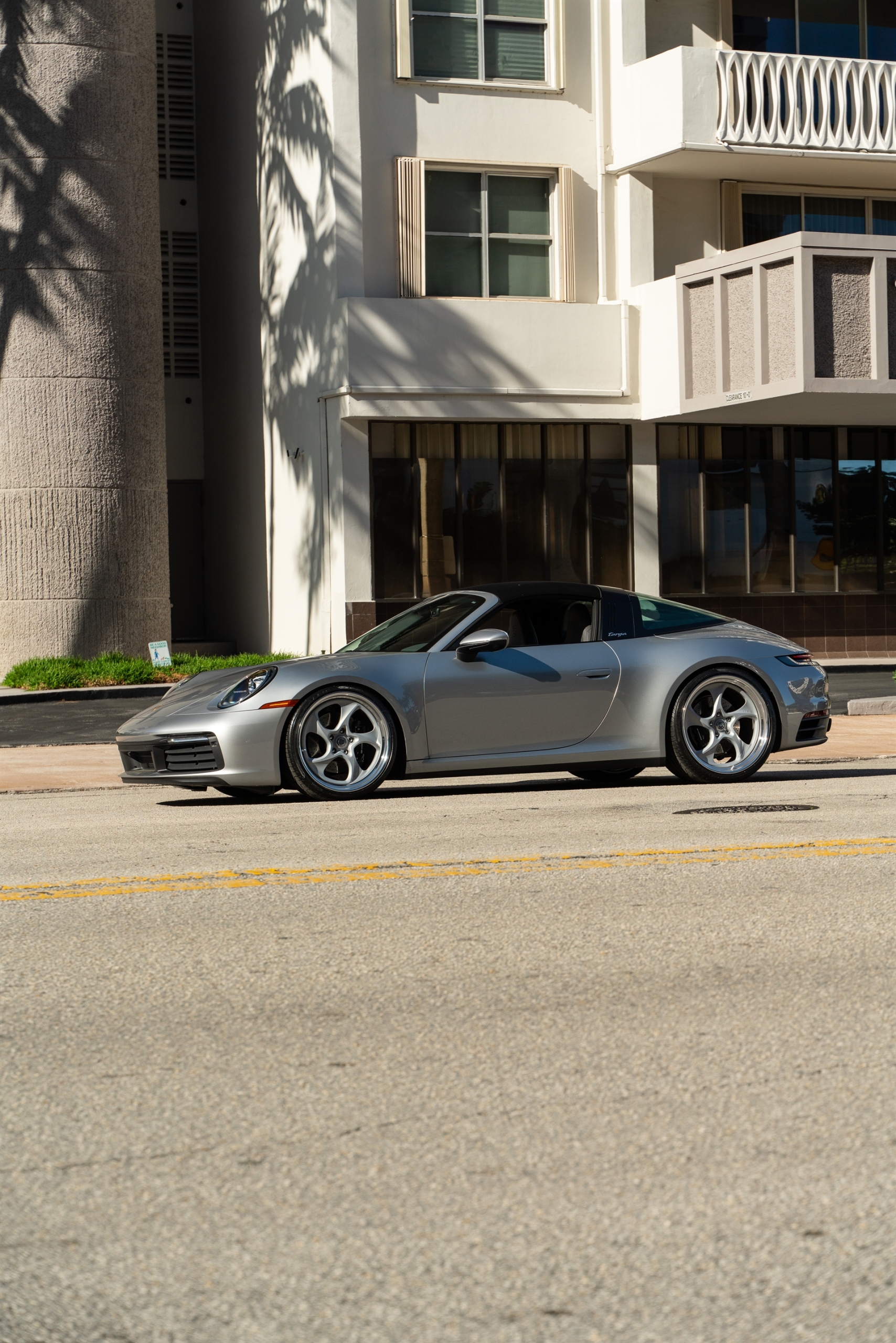 Porsche 992 GTS | Ice Gray Metallic | on HRE 522 FMR | Satin Silver