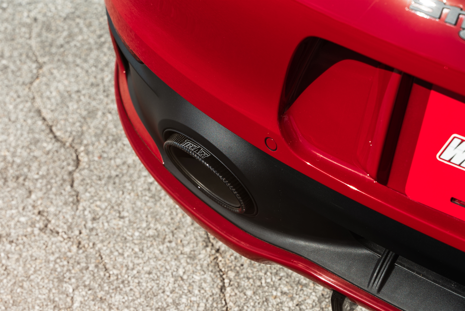 Porsche 992 GTS | Carmine Red | on 1886 Wheels S010| Brushed Champagne