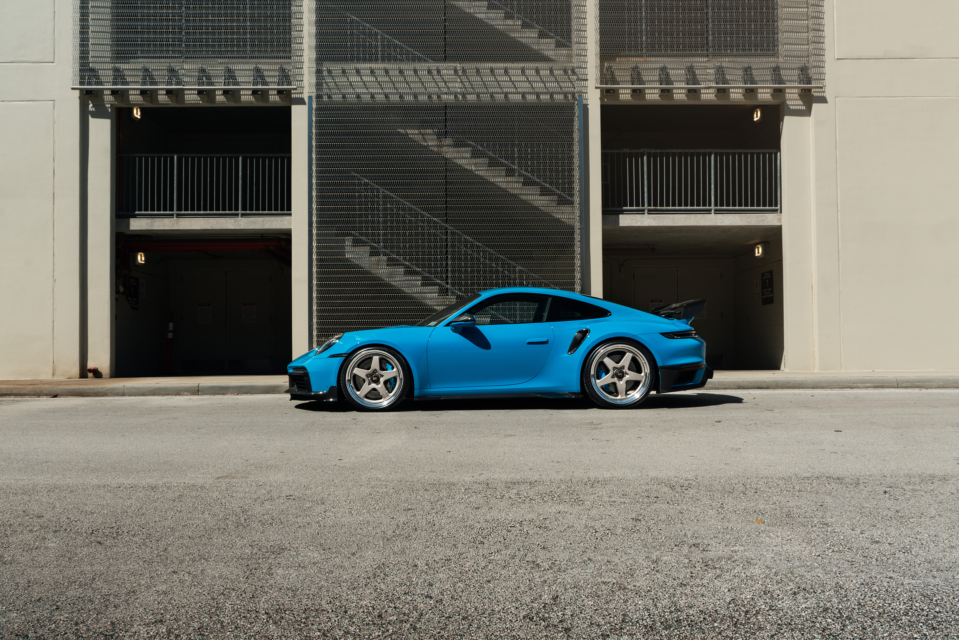 MANSORY 992 Turbo | Riviera Blue | on HRE 527 FMR | Satin White Gold