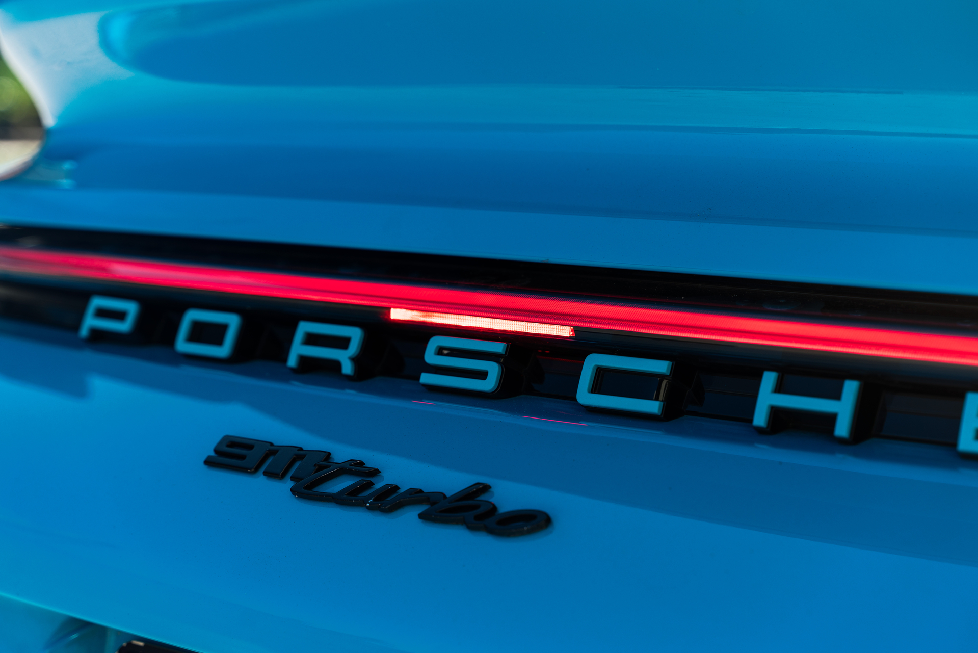 MANSORY 992 Turbo | Riviera Blue | on HRE 527 FMR | Satin White Gold