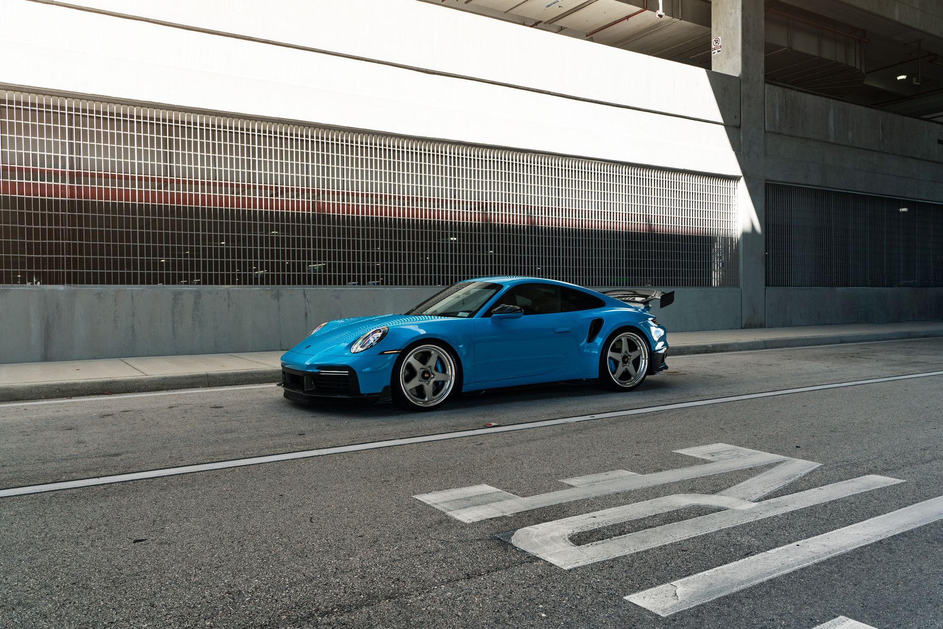 MANSORY 992 Turbo | Riviera Blue | on HRE 527 FMR | Satin White Gold