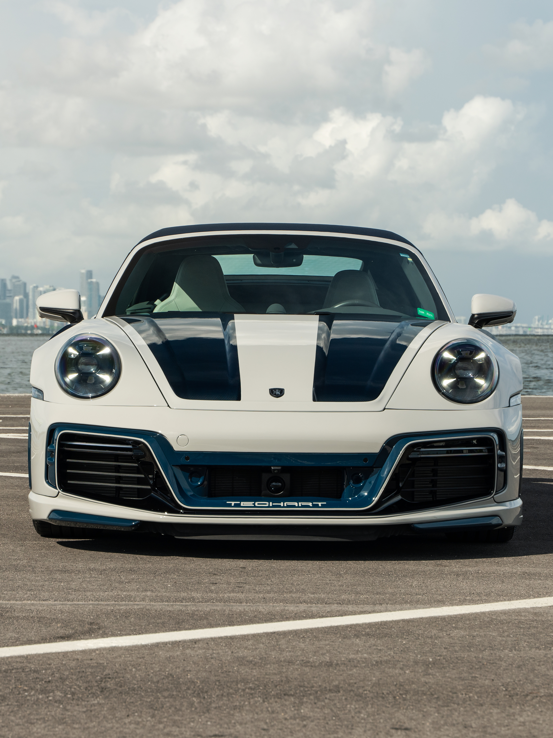 TECHART 992 Turbo S | Chalk | on HRE S101SC | Satin White Gold