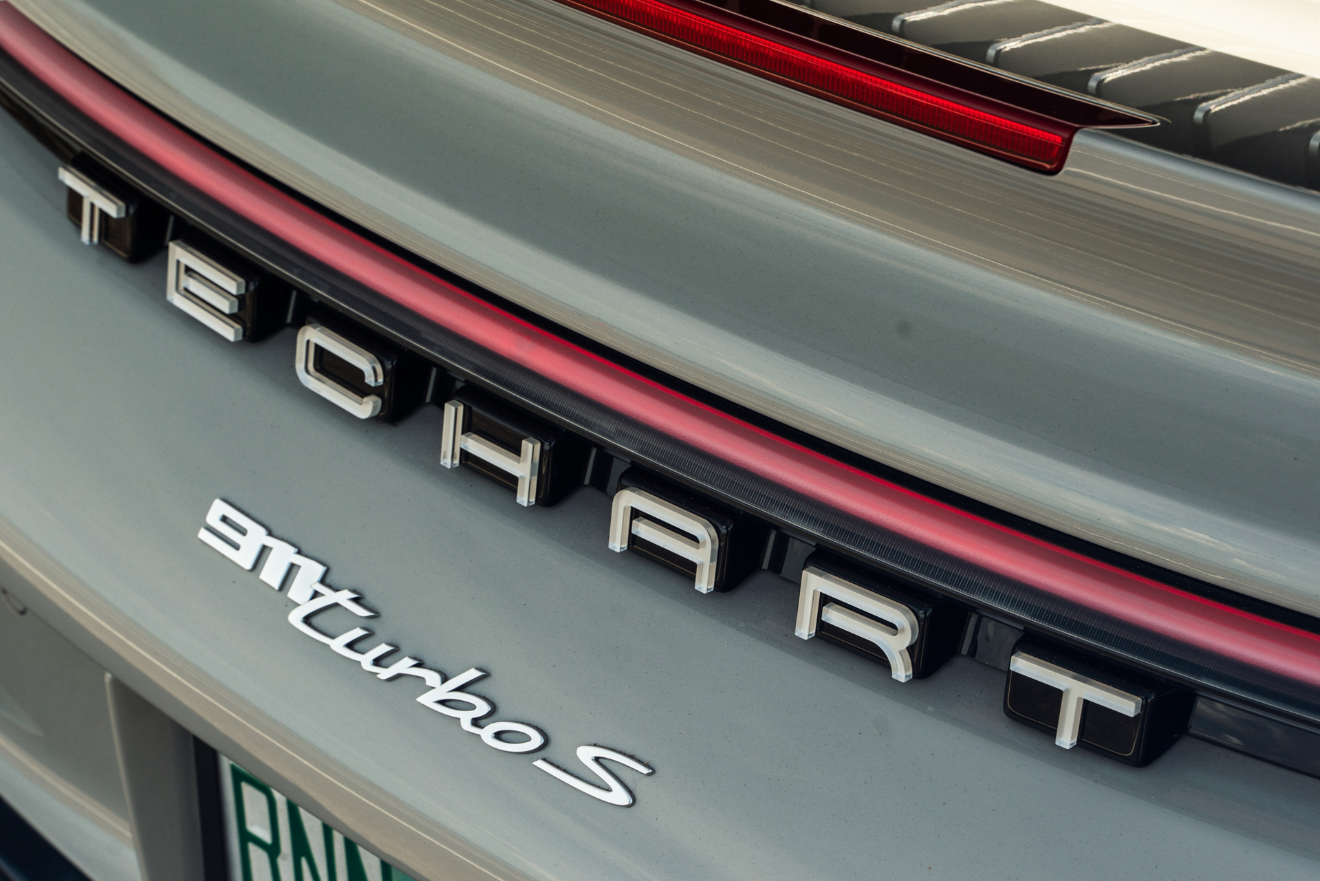 TECHART 992 Turbo S | Chalk | on HRE S101SC | Satin White Gold