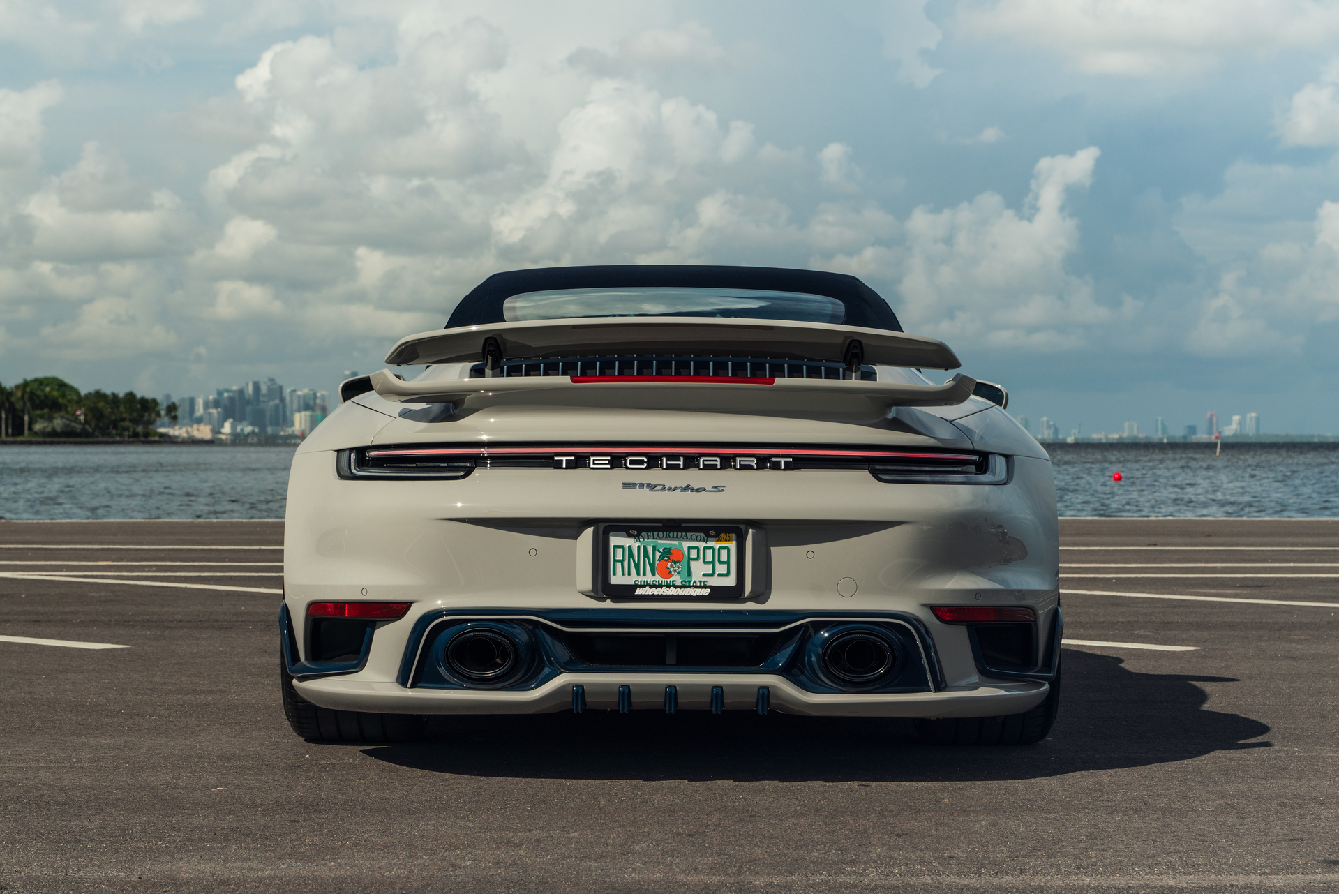 TECHART 992 Turbo S | Chalk | on HRE S101SC | Satin White Gold