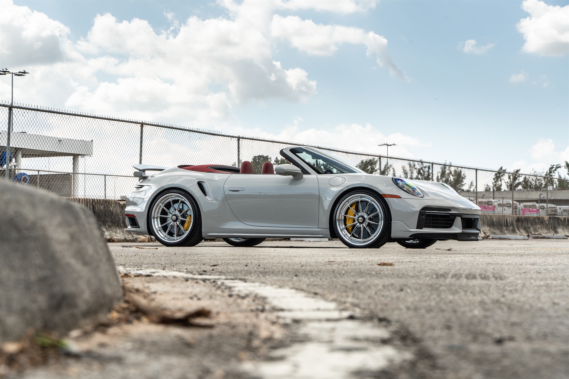 1886 Wheels G010 | Porsche 992 Turbo S Cabriolet