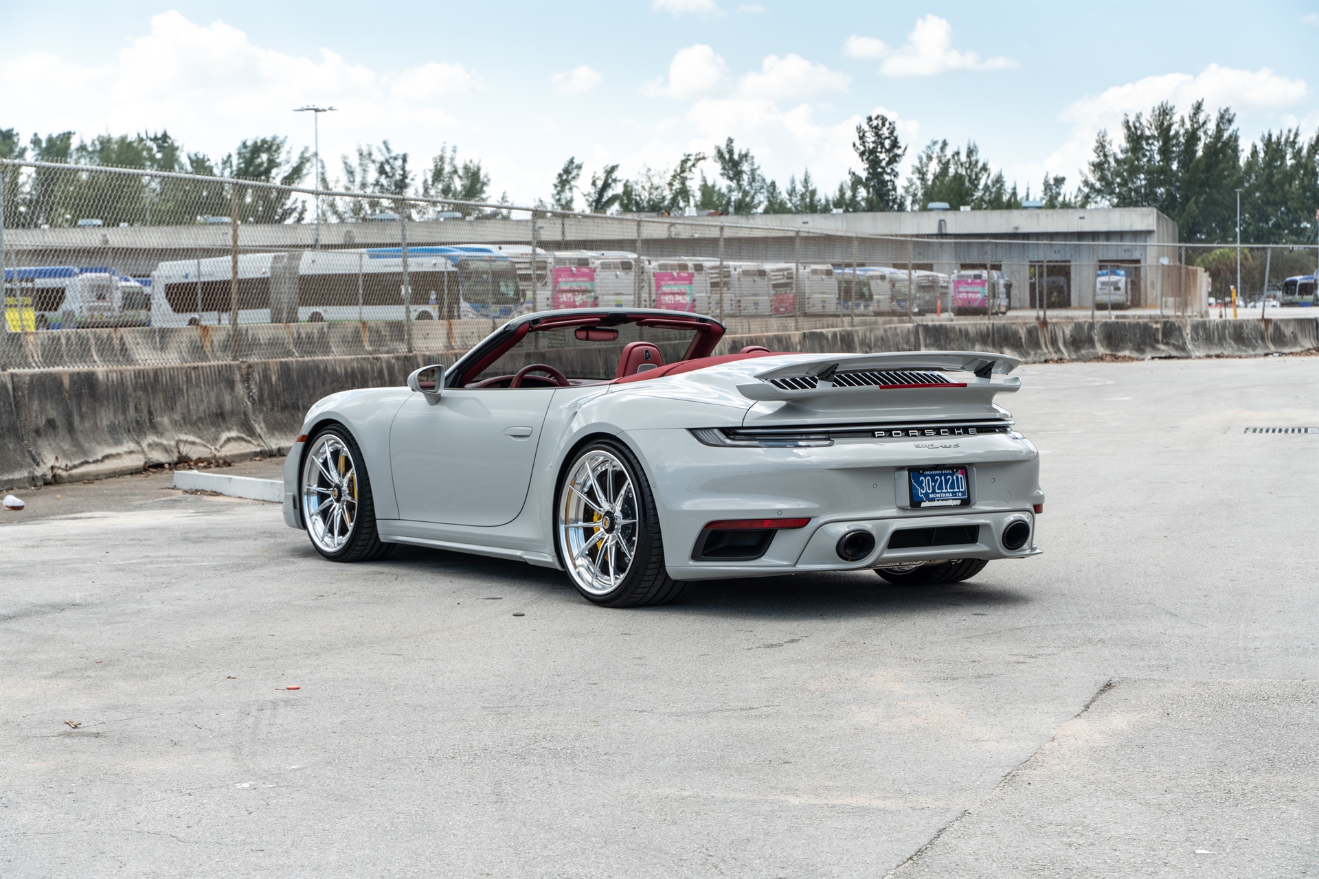 1886 Wheels G010 | Porsche 992 Turbo S Cabriolet
