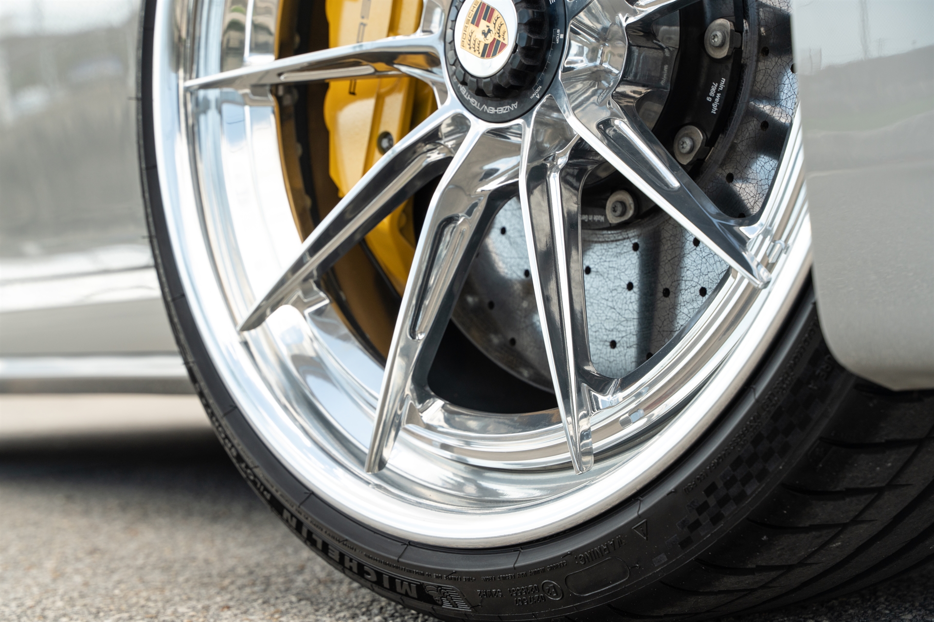 1886 Wheels G010 | Porsche 992 Turbo S Cabriolet