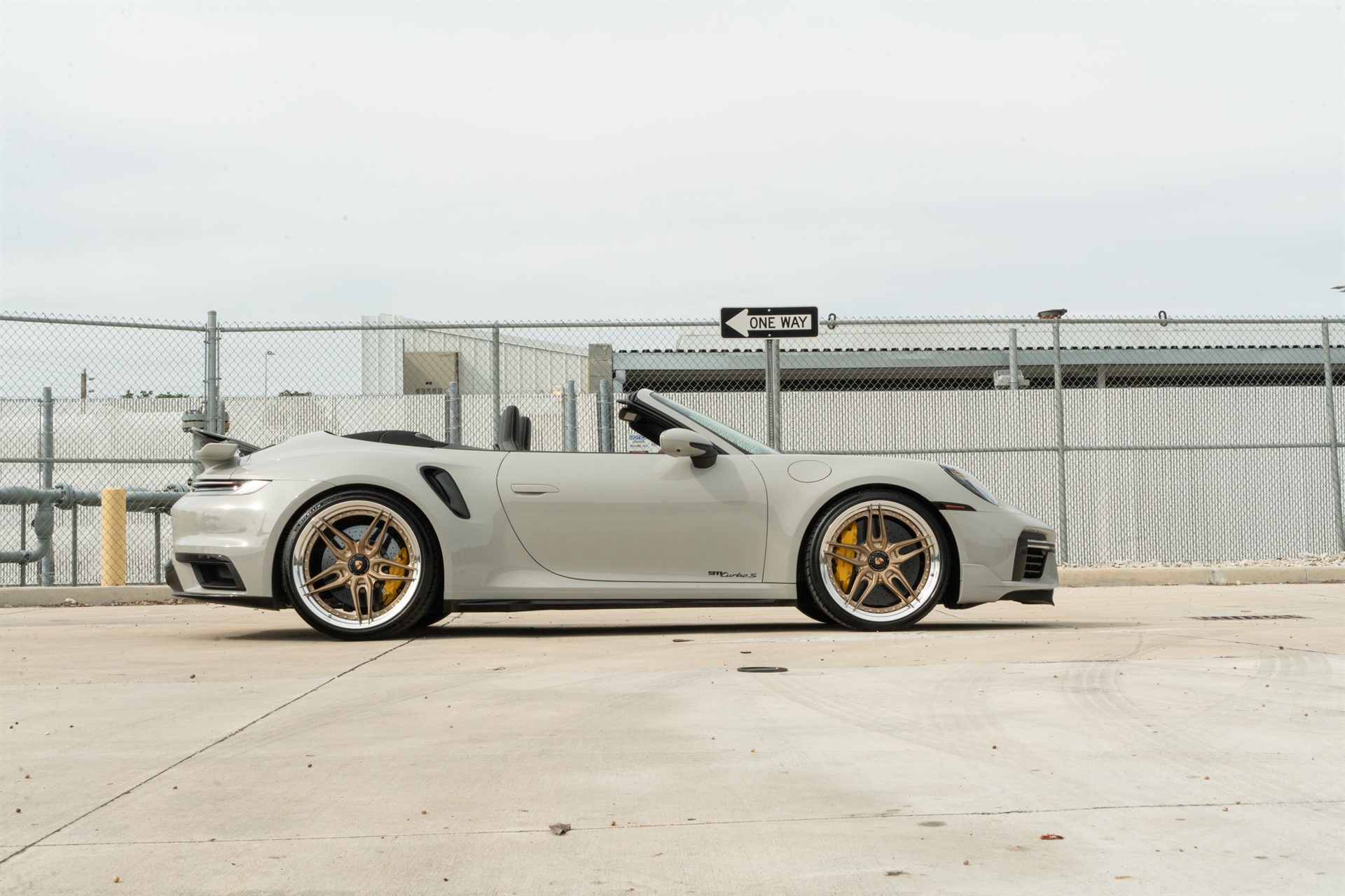 Porsche 992 Turbo / HRE S107SC
