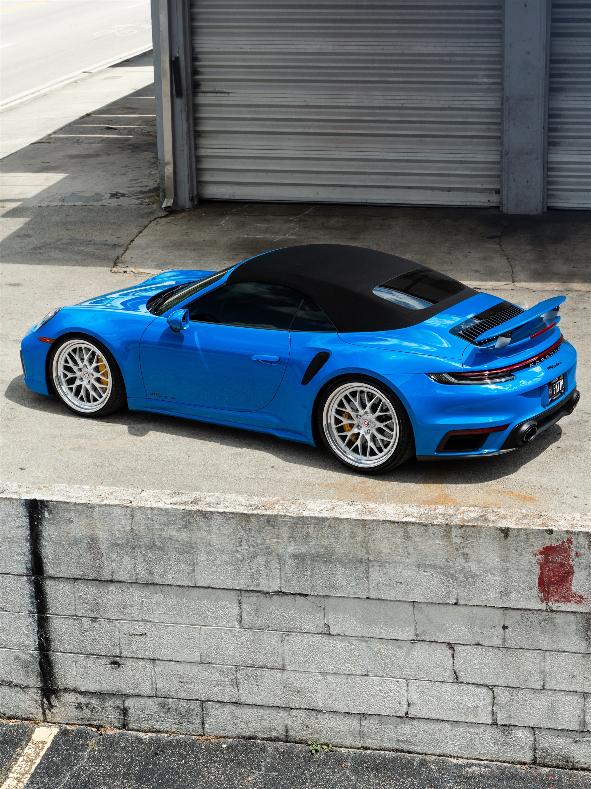 Porsche 992 Turbo S | Voodoo Blue | HRE 520 FMR | Brushed Clear