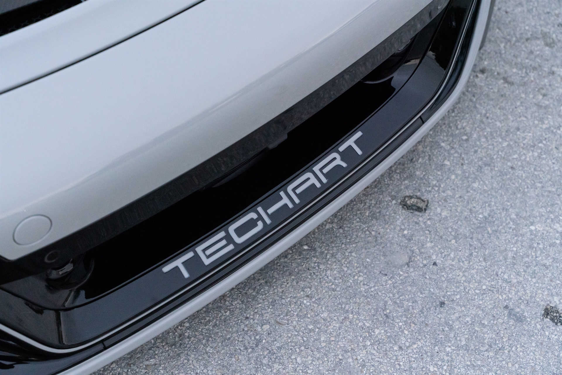 TECHART 992 Turbo S | Chalk | on HRE S104SC | Brushed Clear/ Gloss Black Window