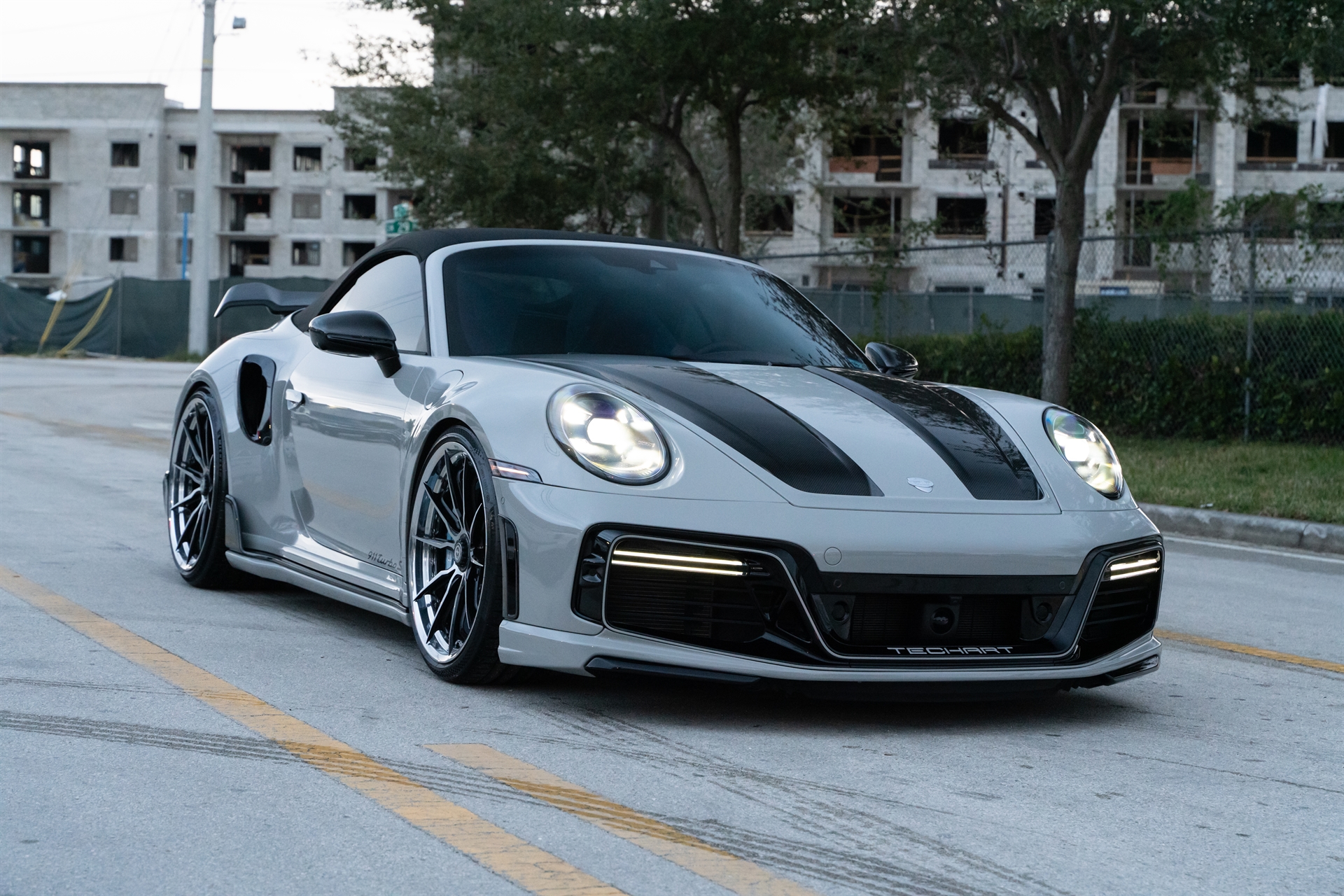 TECHART 992 Turbo S | Chalk | on HRE S104SC | Brushed Clear/ Gloss Black Window