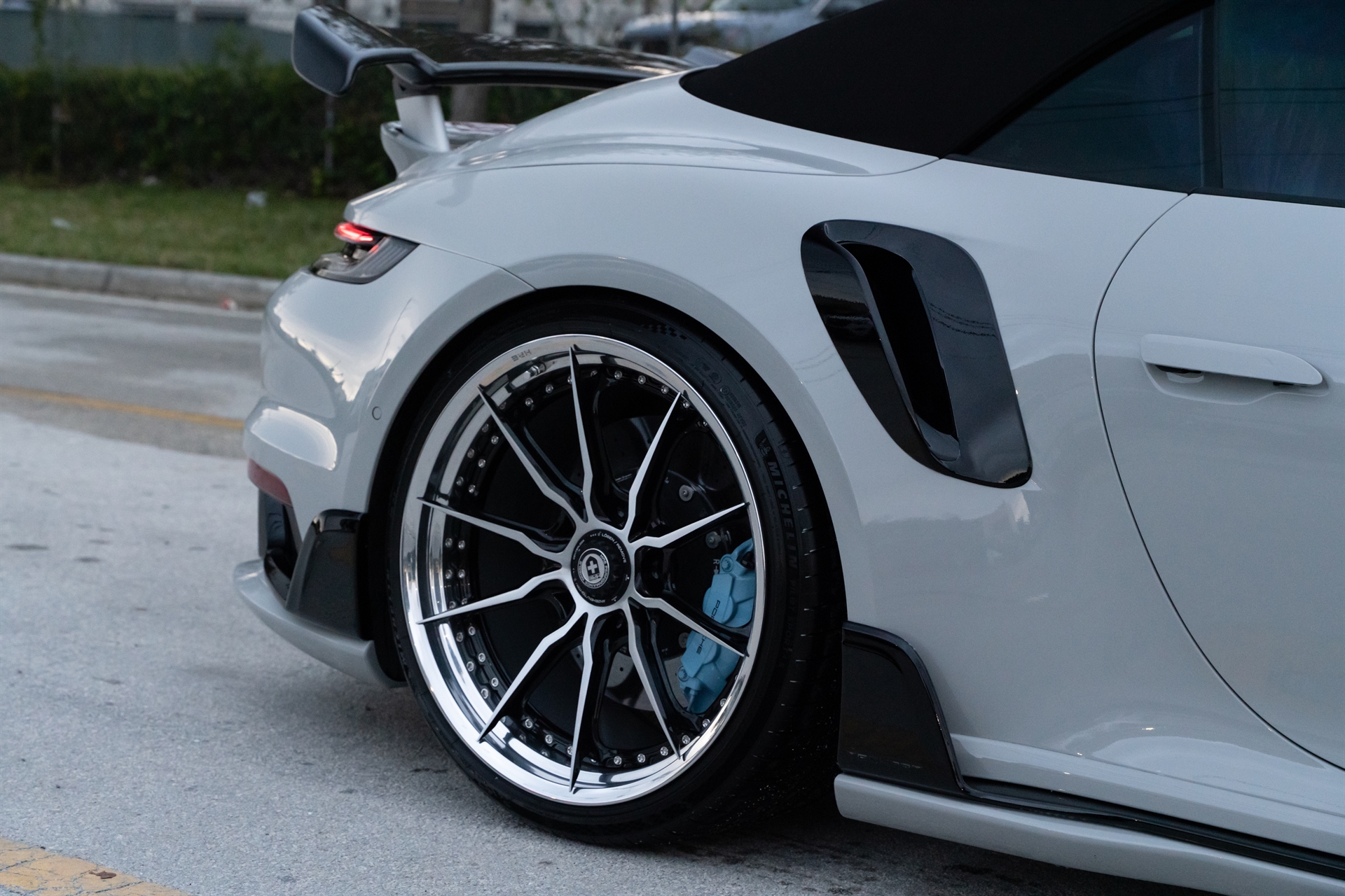 TECHART 992 Turbo S | Chalk | on HRE S104SC | Brushed Clear/ Gloss Black Window