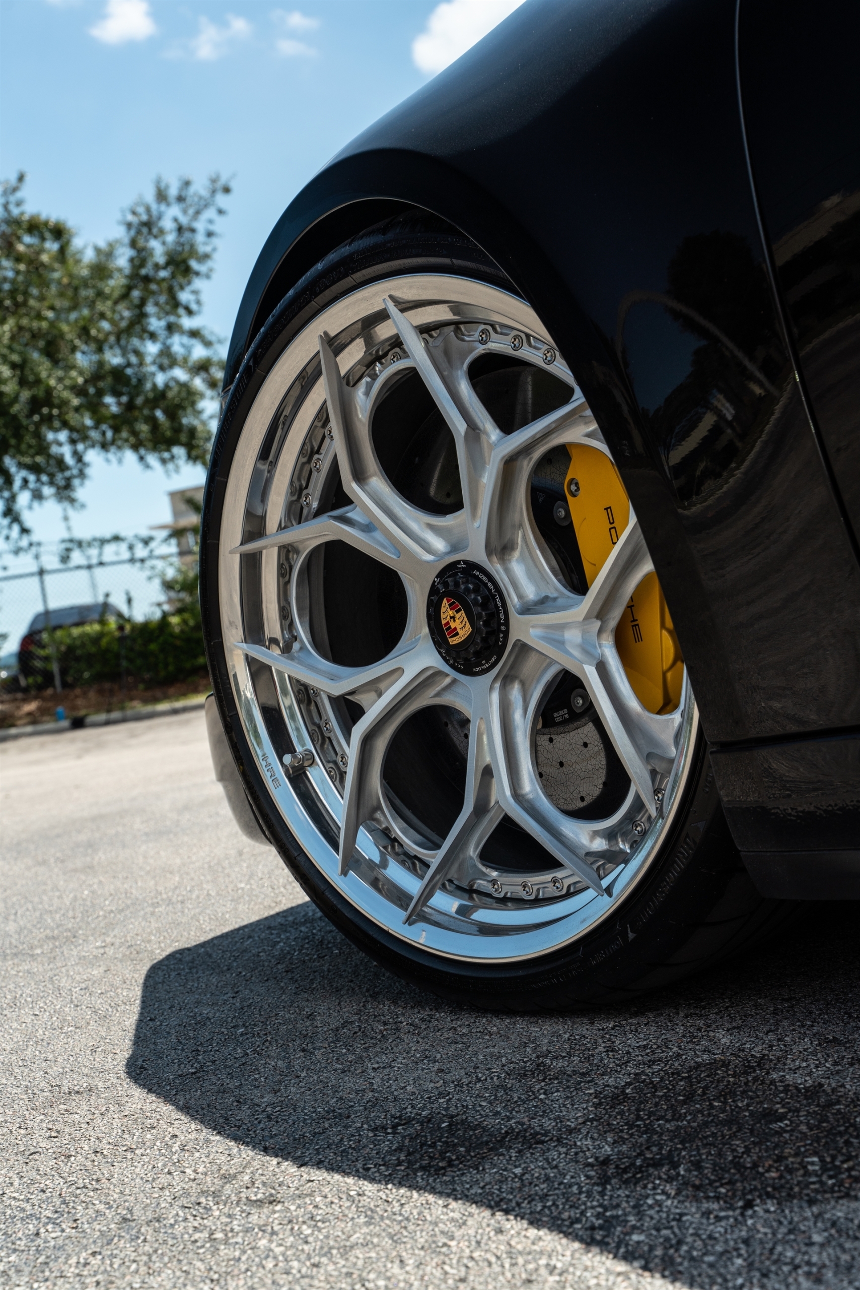 Porsche 992 Turbo Cabriolet on HRE S111SC
