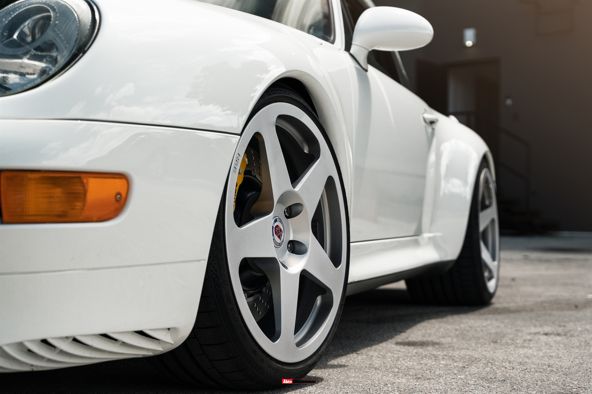 HRE 305M | Porsche 993 Turbo 2