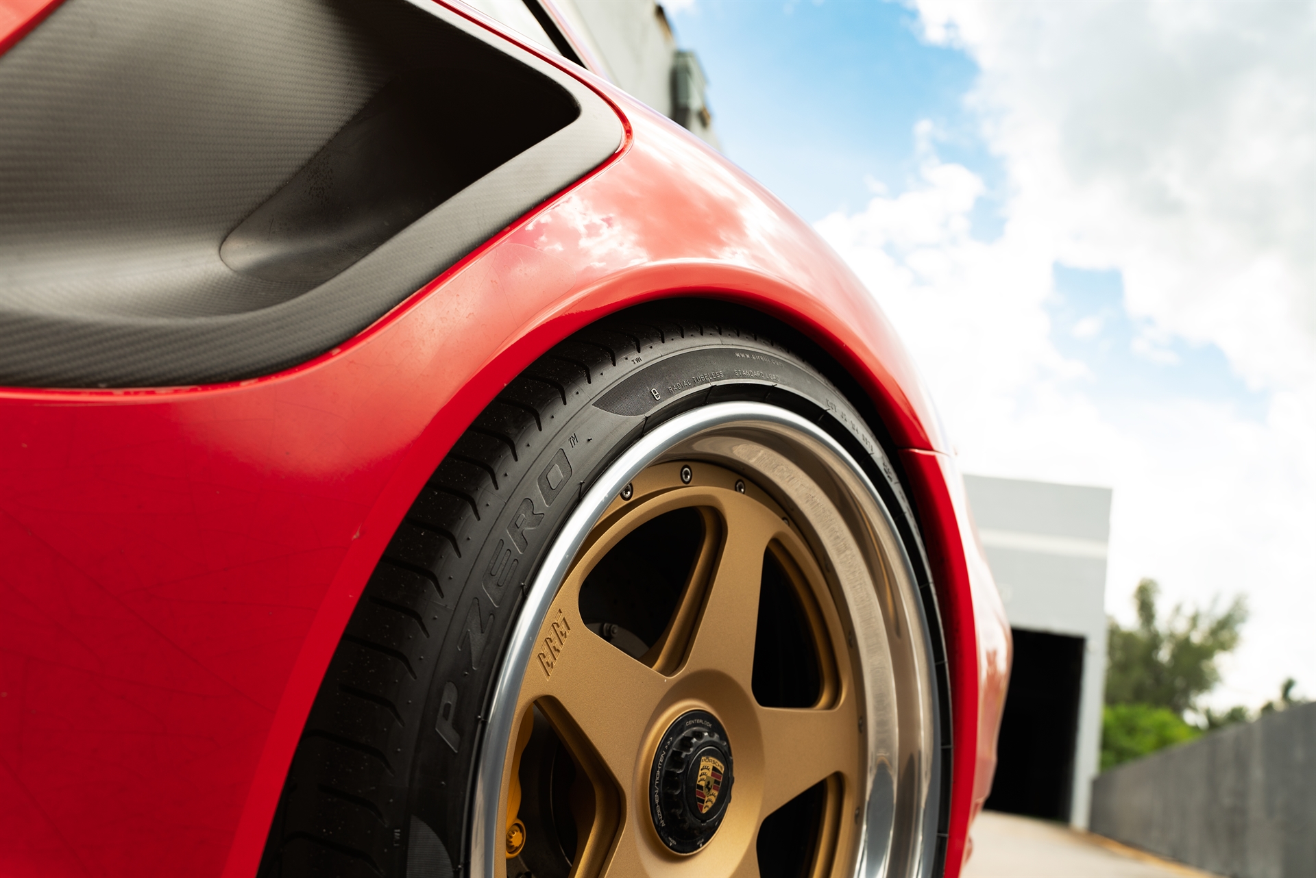 Porsche 997 Turbo S | Guards Red | on 1886 S005 Wheels | Satin Gold