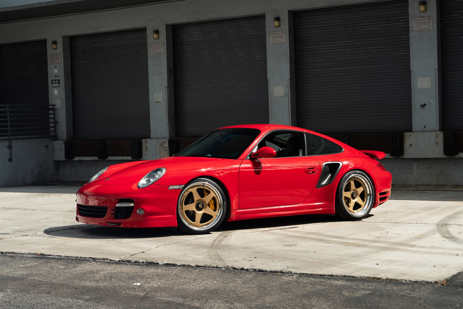 Porsche 997 Turbo S | Guards Red | on 1886 S005 Wheels | Satin Gold