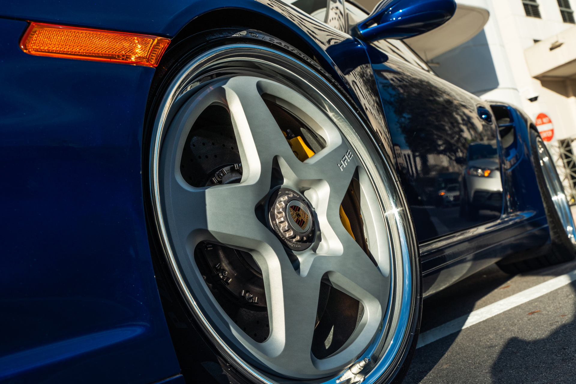 Porsche 997 Turbo | Aqua Blue Metallic | HRE 527 FMR | Satin Silver