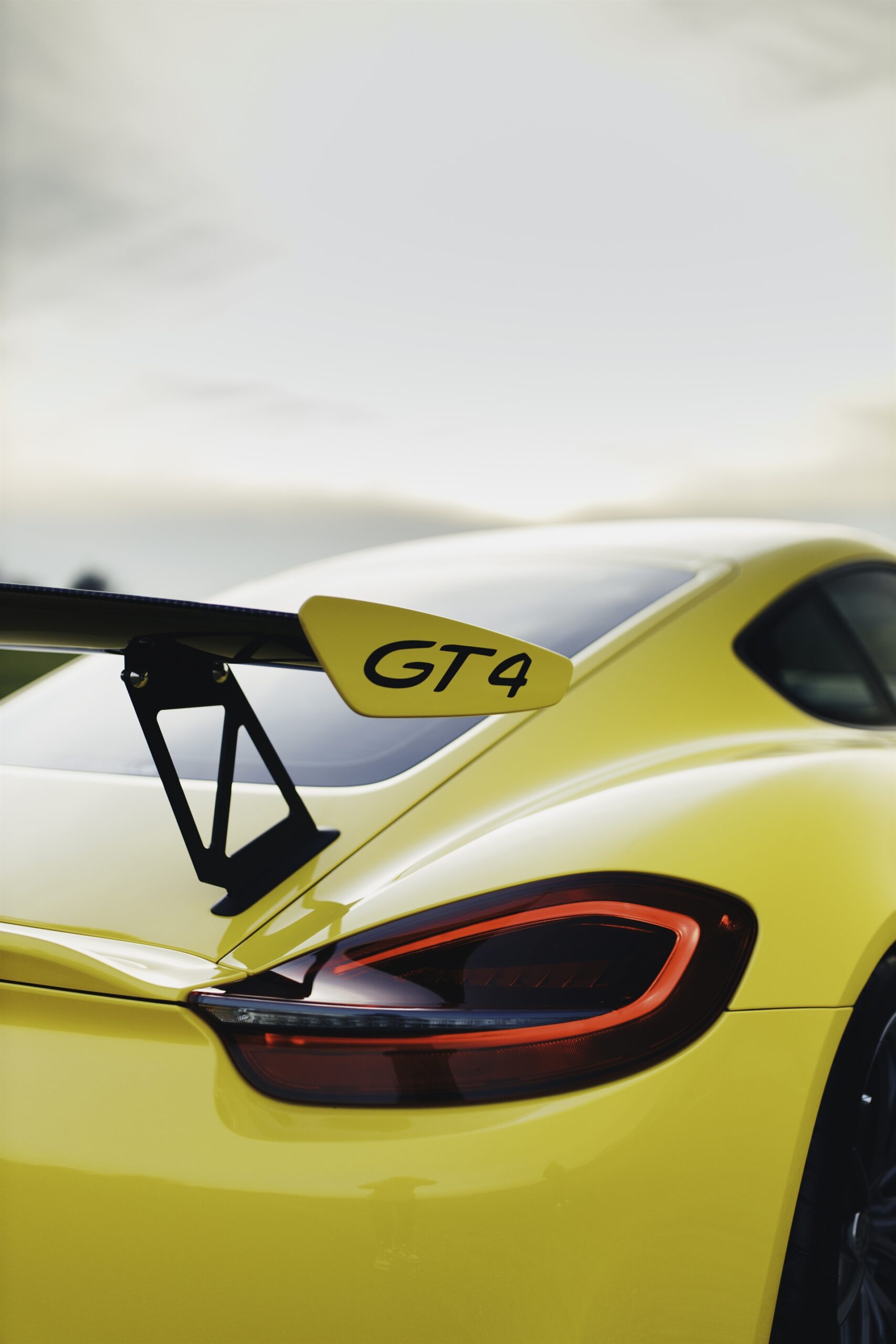 HRE S104SC | Porsche 981 Cayman GT4
