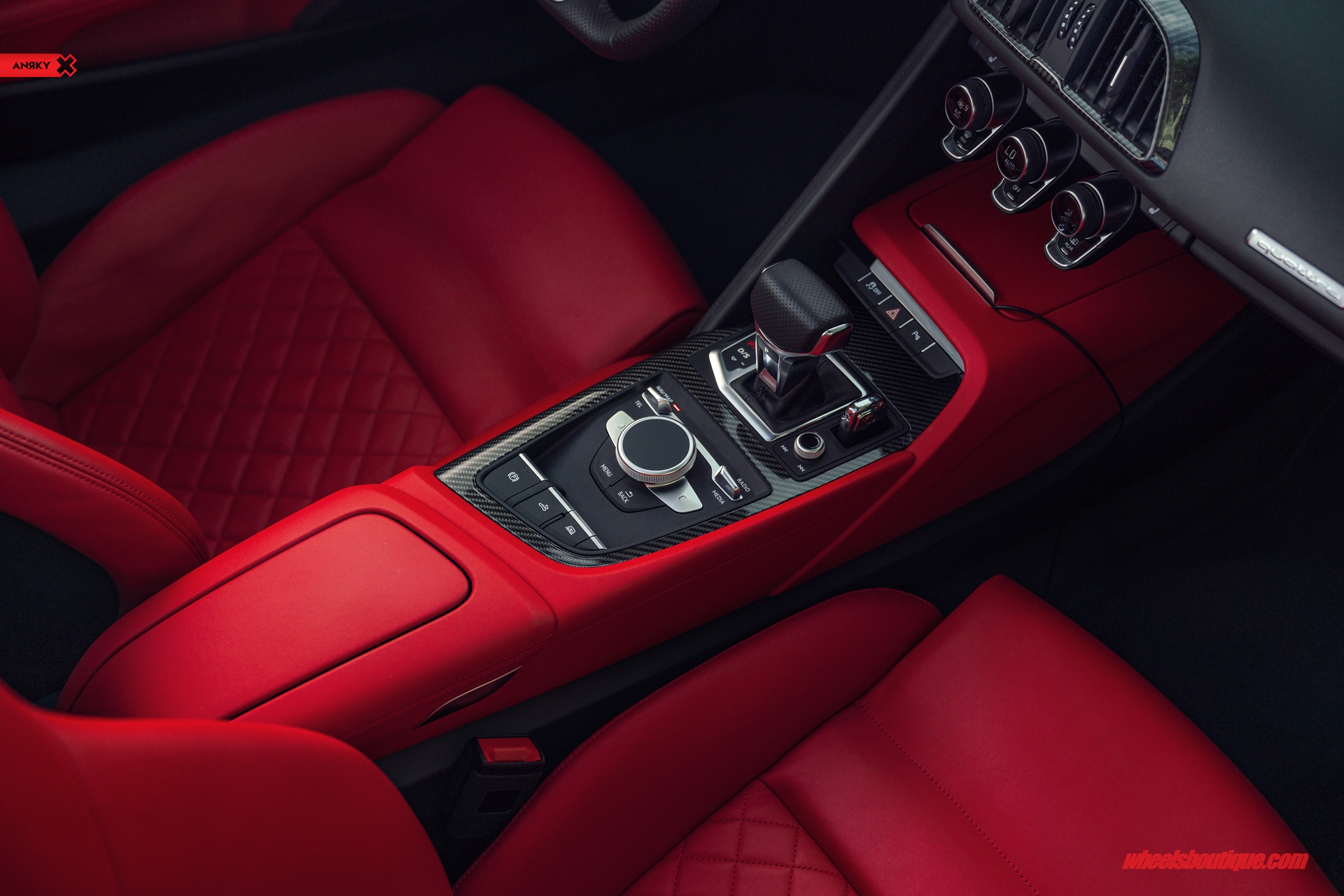 ANRKY AN30 | Audi R8 Spyder 1