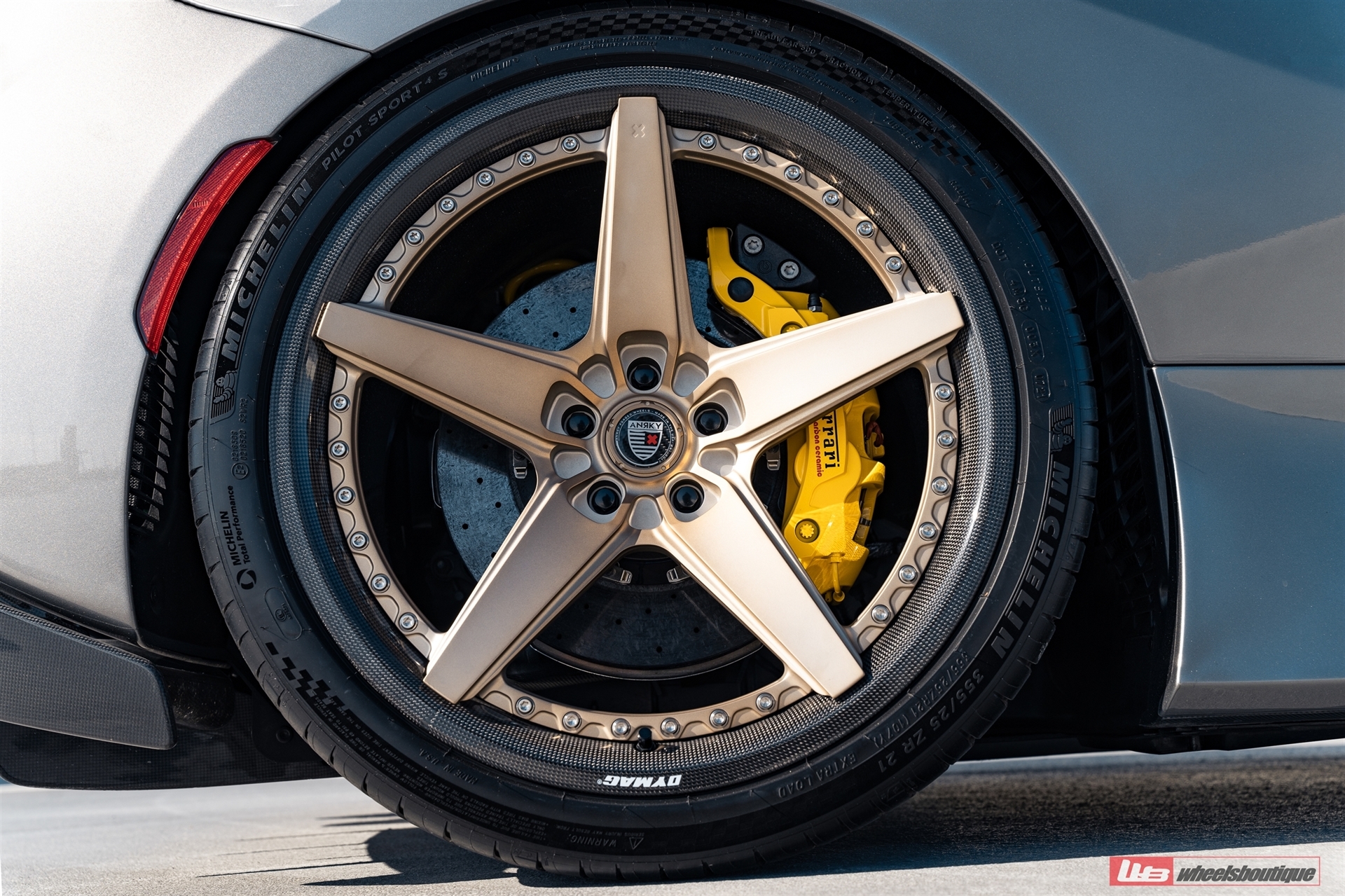 Ferrari 488 Pista | Grigio Silverstone | on ANRKY RS5.3C | Satin Brushed Champagne