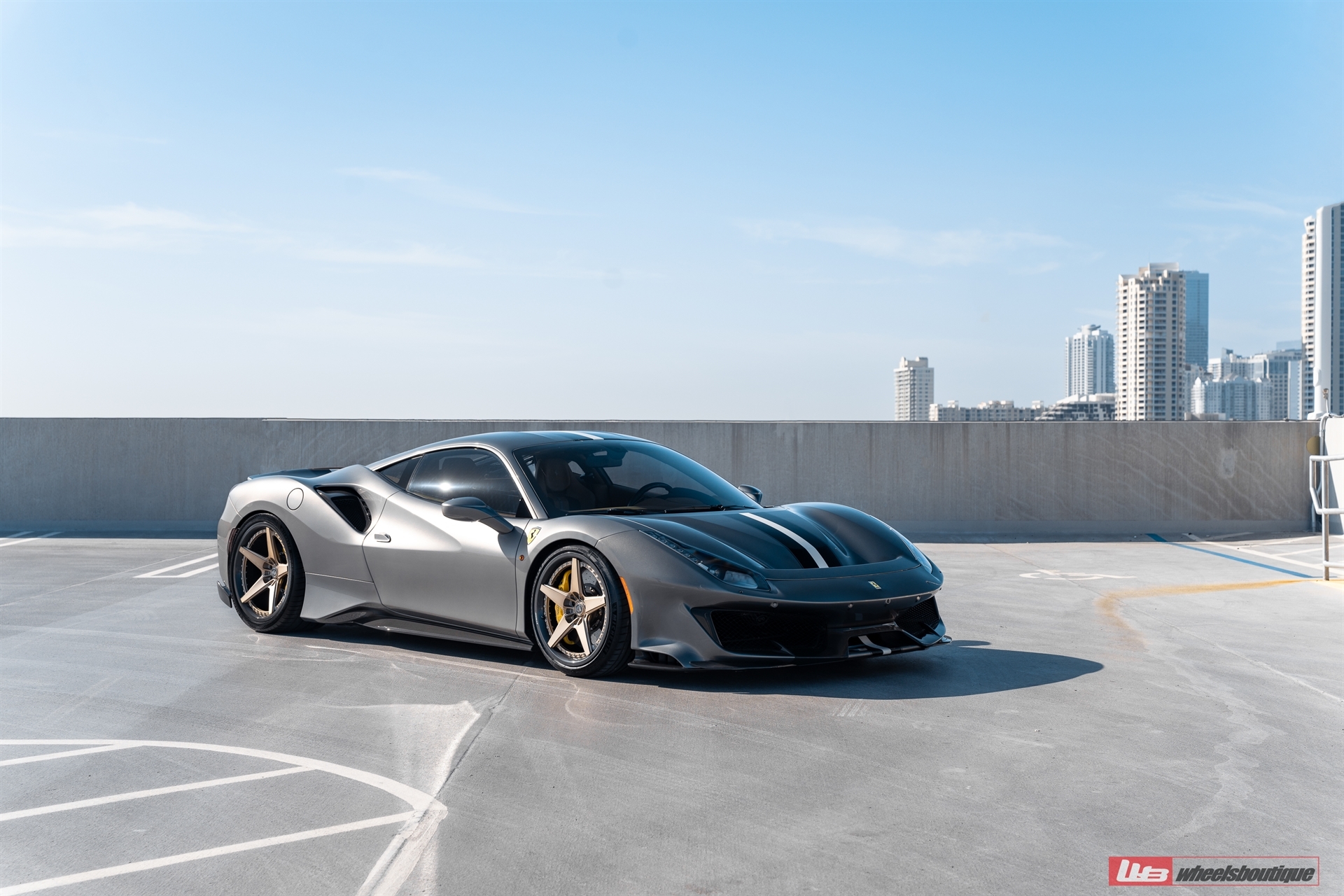 Ferrari 488 Pista | Grigio Silverstone | on ANRKY RS5.3C | Satin Brushed Champagne