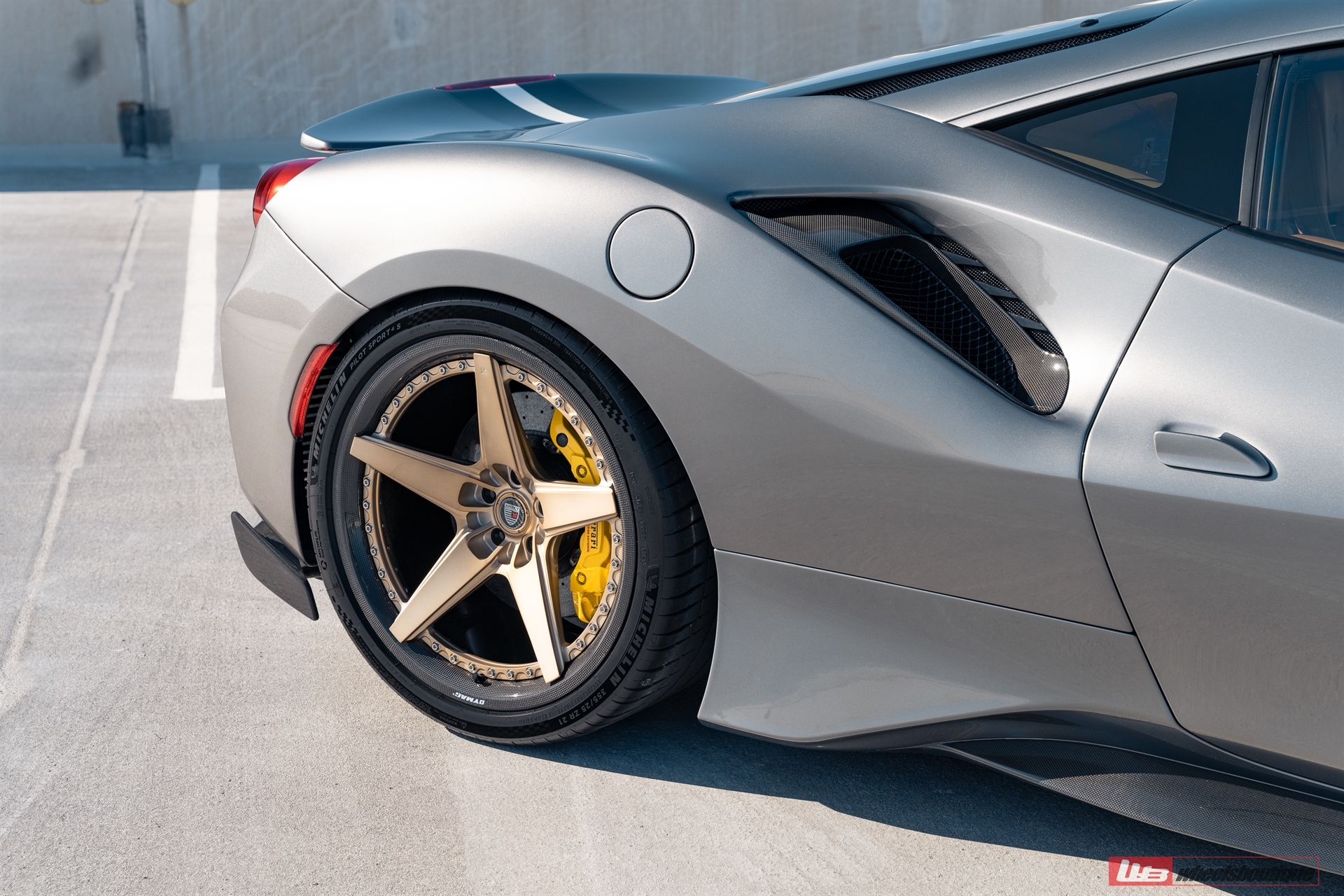 Ferrari 488 Pista | Grigio Silverstone | on ANRKY RS5.3C | Satin Brushed Champagne