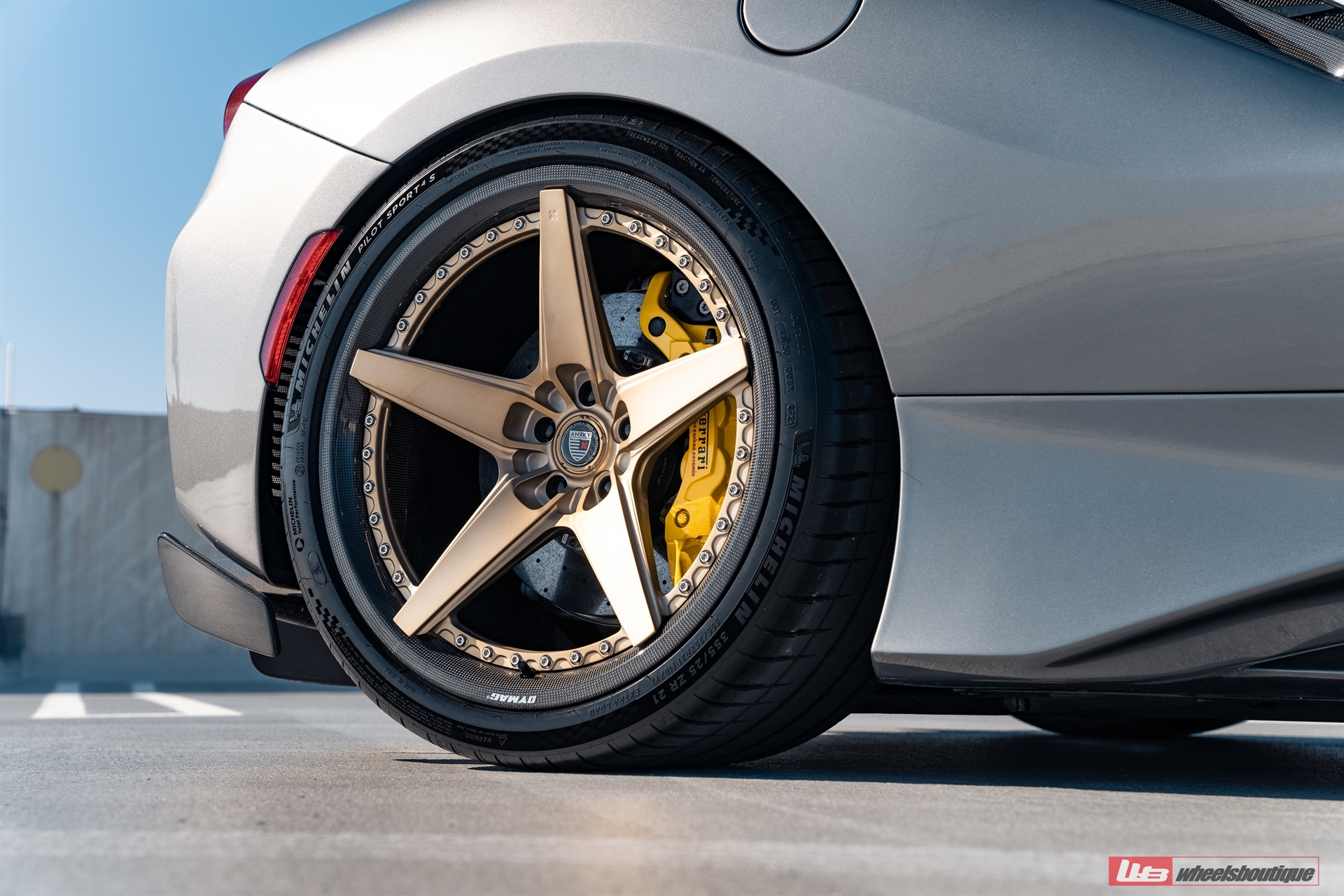 Ferrari 488 Pista | Grigio Silverstone | on ANRKY RS5.3C | Satin Brushed Champagne