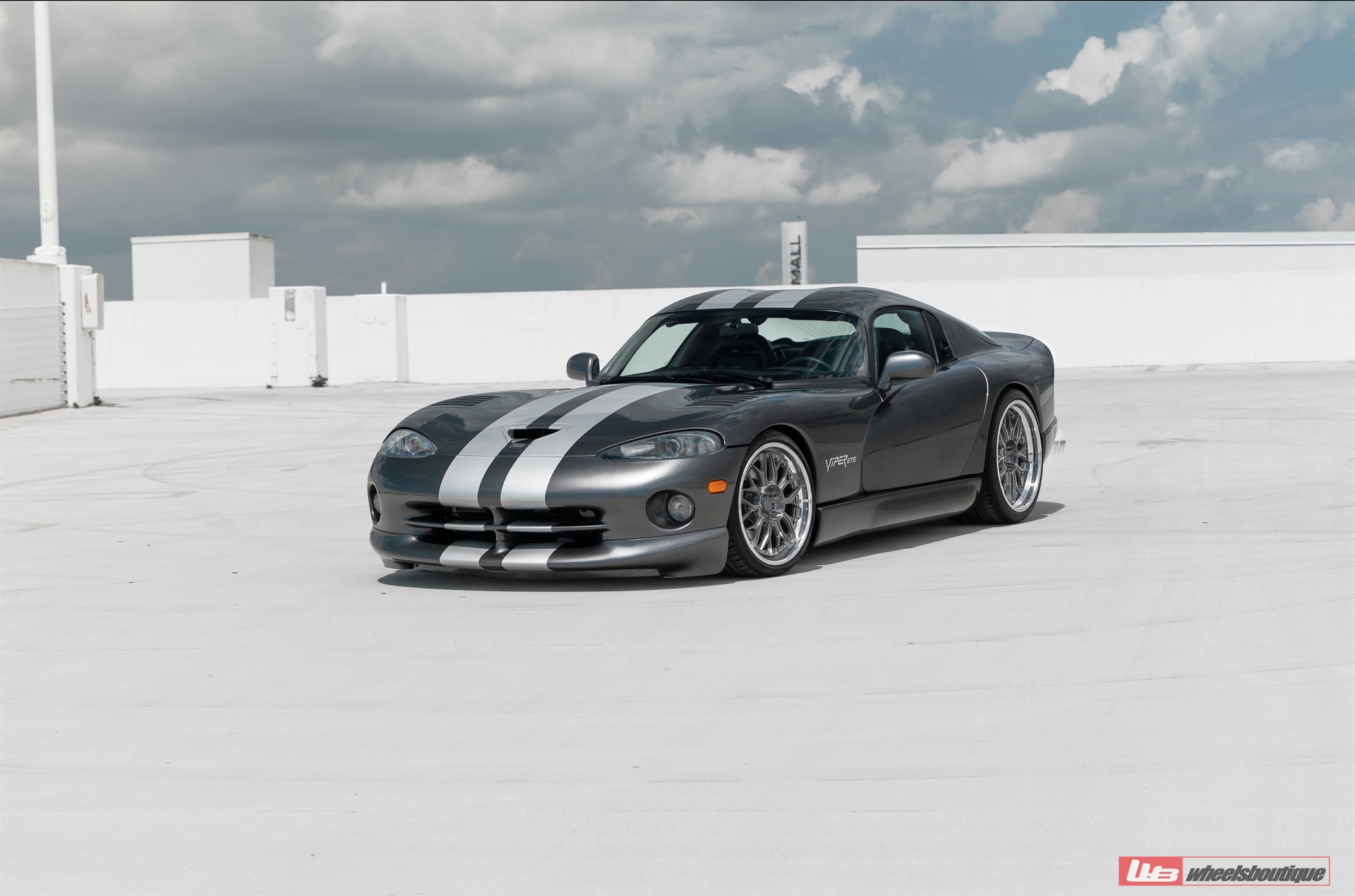 ANRKY RS1 | Dodge Viper GTS