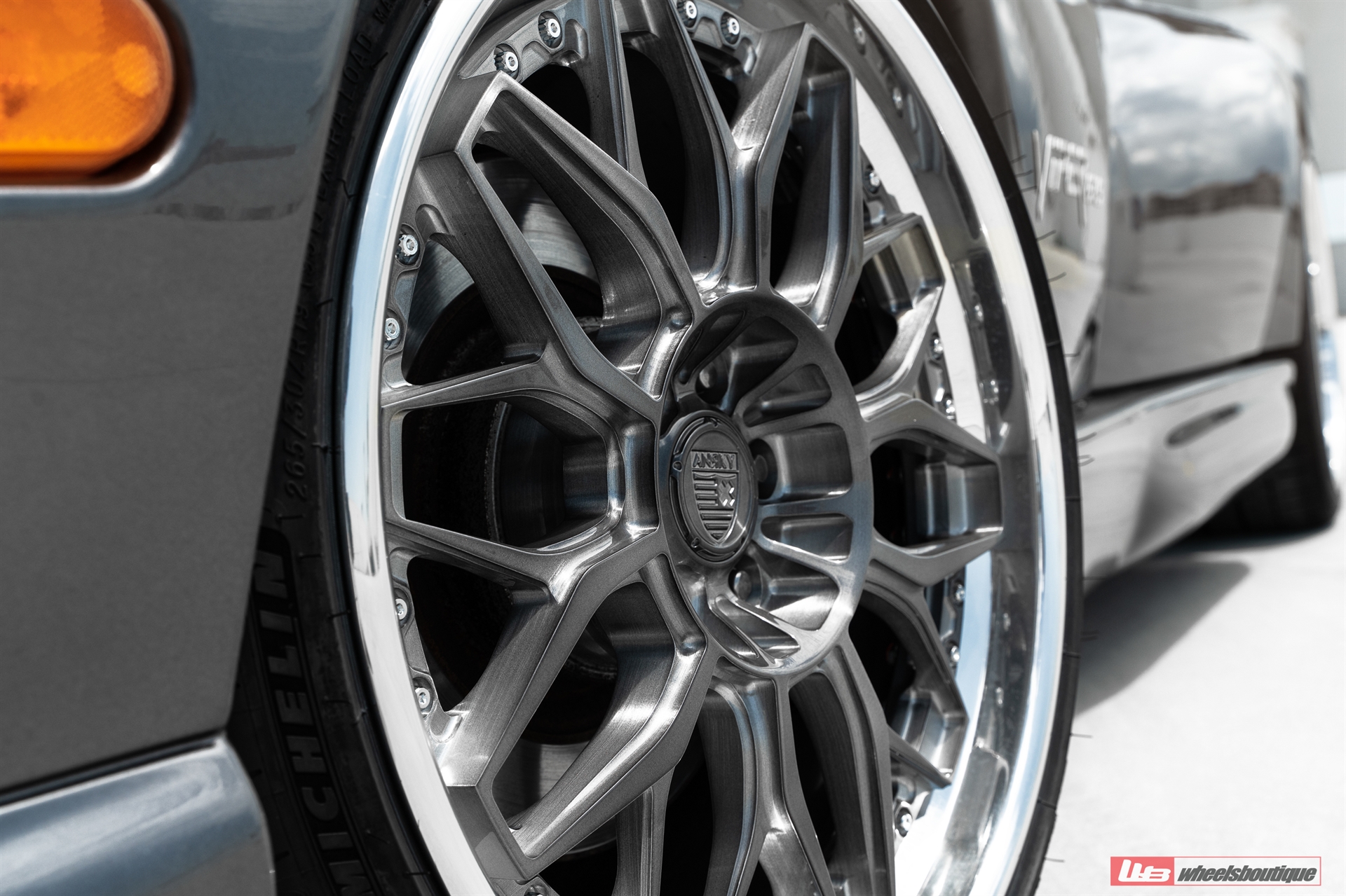 ANRKY RS1 | Dodge Viper GTS