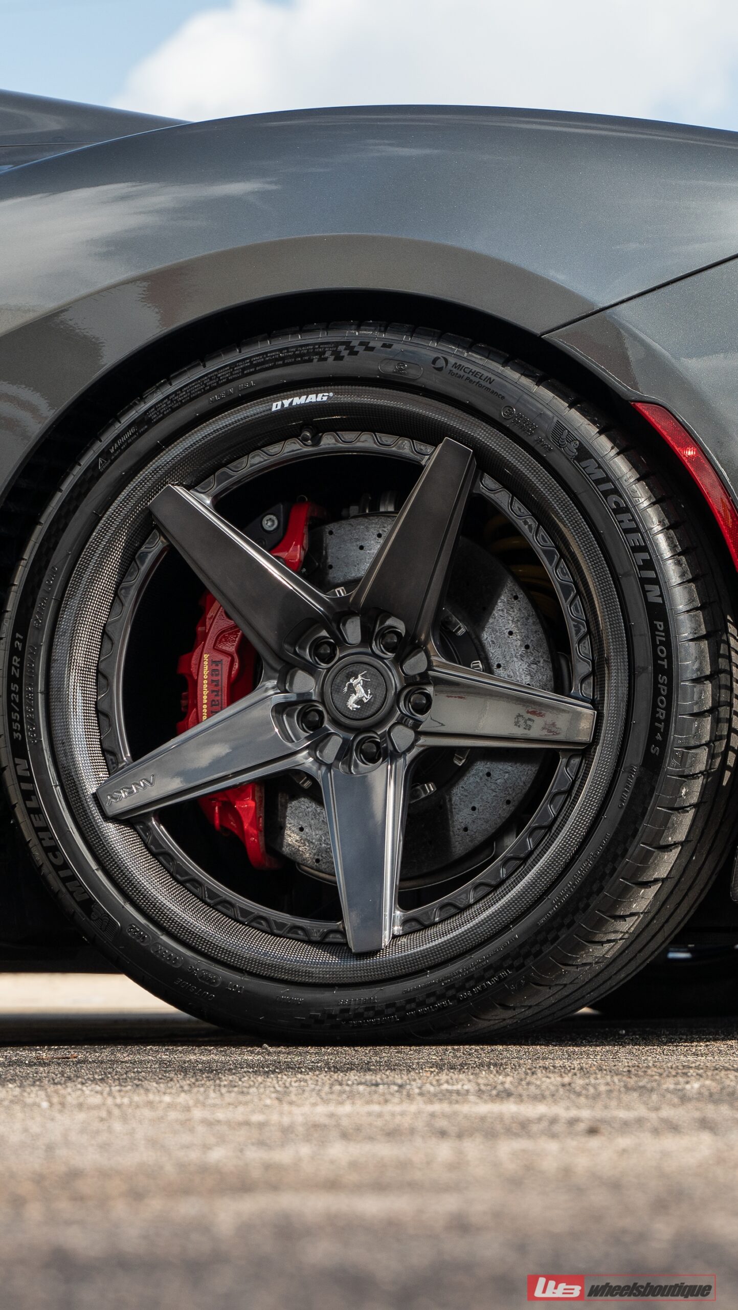 Ferrari 488 Pista | Grigio Silverstone | on ANRKY RS5.3C | Polished Smoke