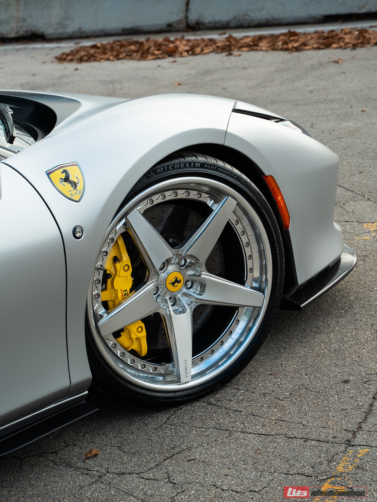 Ferrari F8 on ANRKY RS5.3 RETROSeries