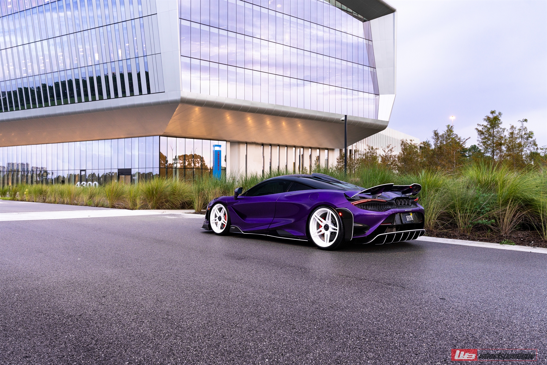 McLaren 765LT – AN27 SeriesTWO