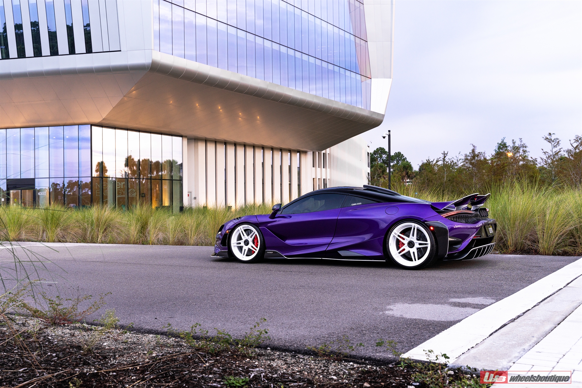 McLaren 765LT – AN27 SeriesTWO