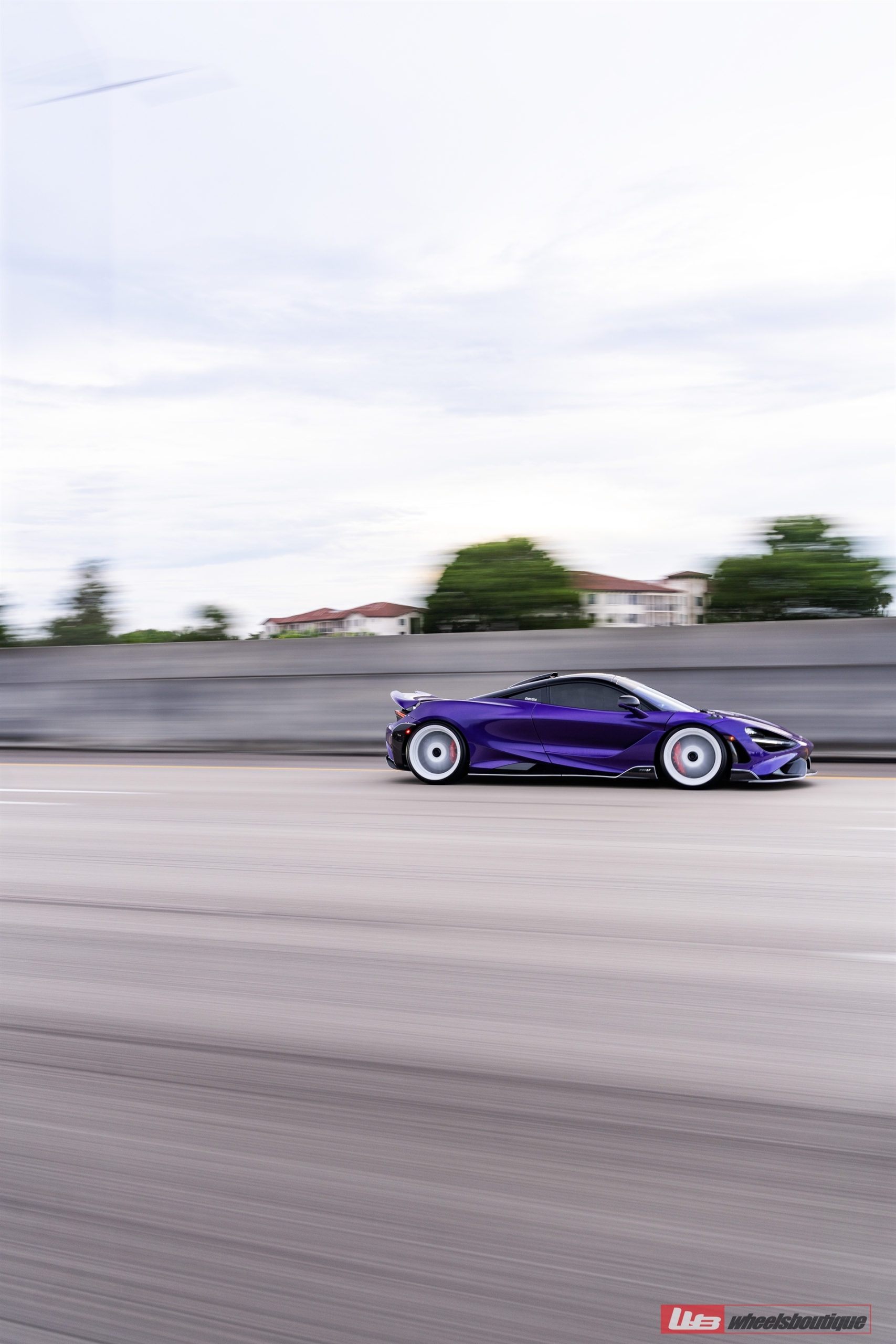 McLaren 765LT – AN27 SeriesTWO