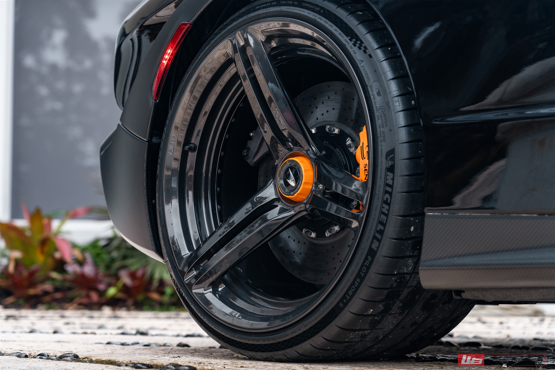 ANRKY XR-203 | McLaren Senna