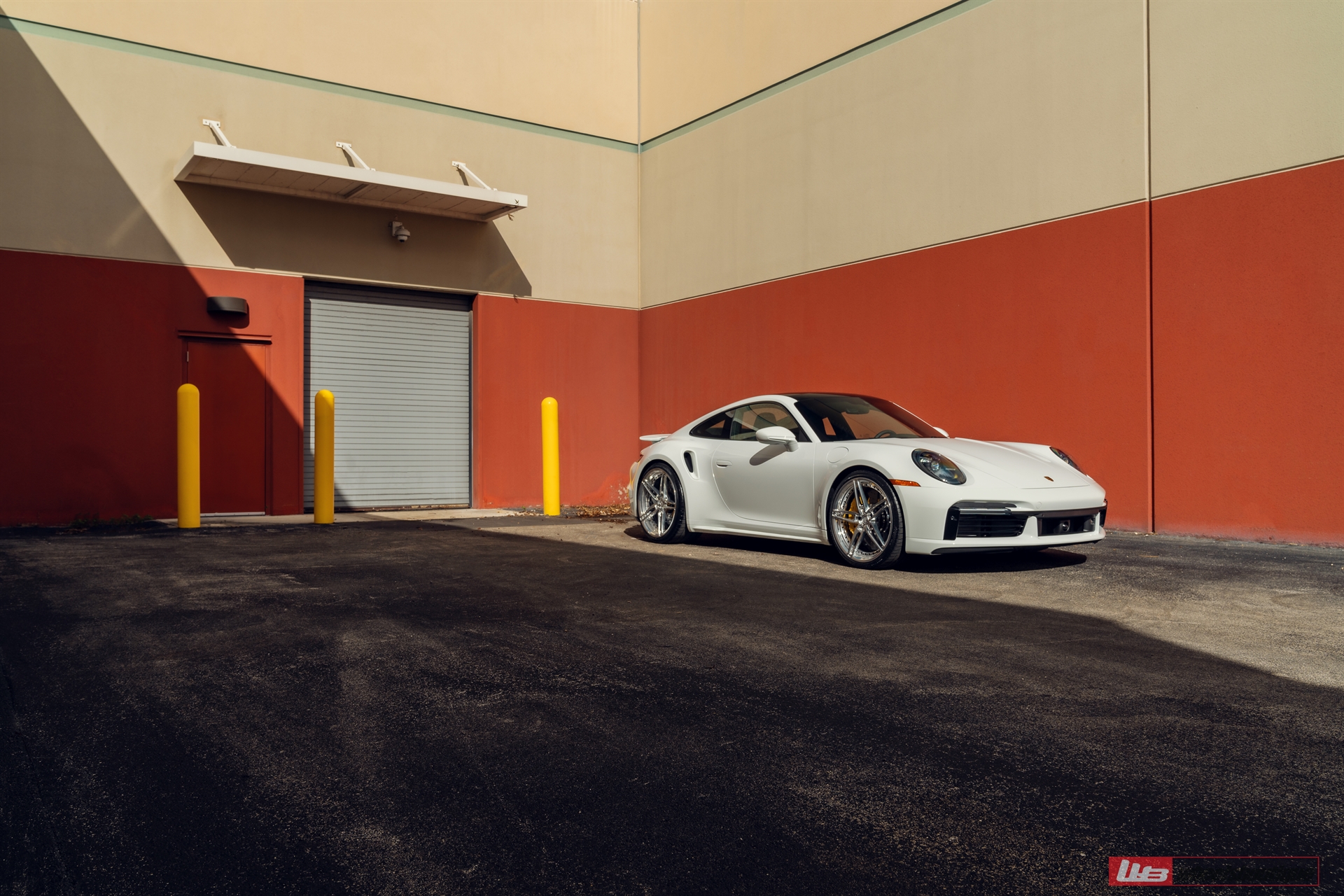 Porsche 992 on ANRKY AN27