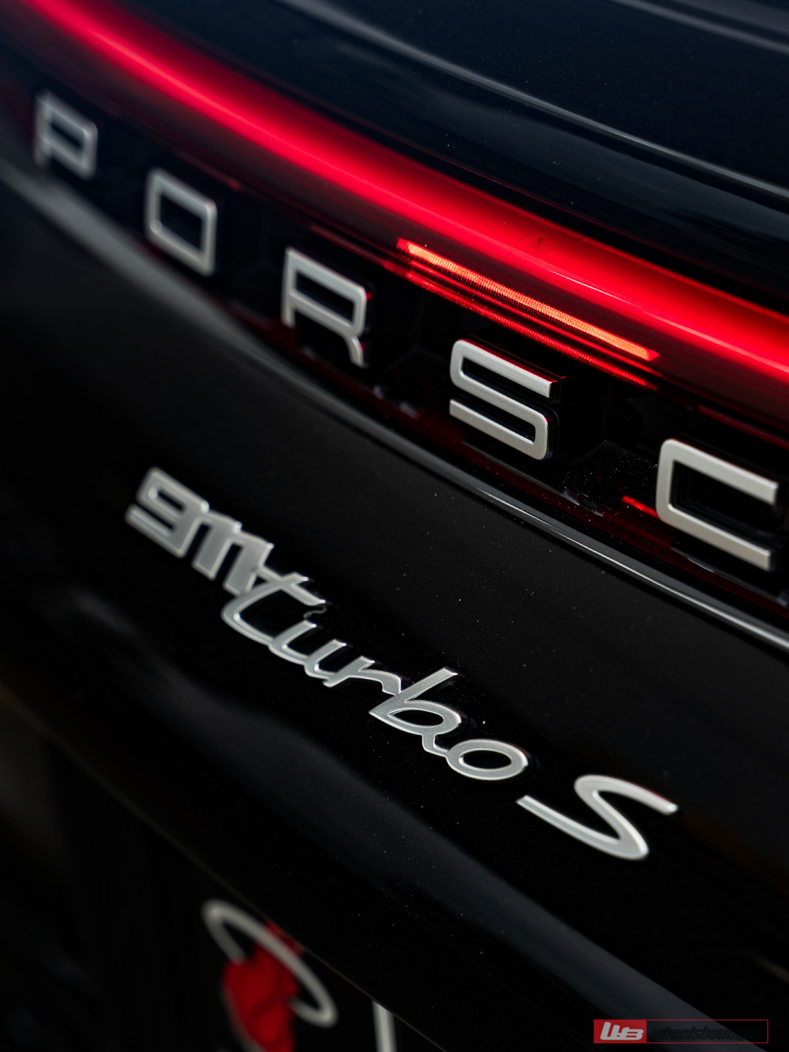 Porsche 992 Turbo S | Black | on ANRKY JDX-314 | Satin Mirror Polished Champagne