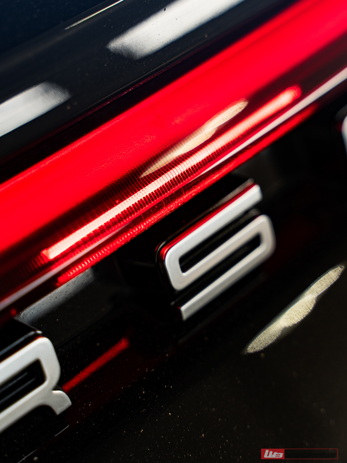 Porsche 992 Turbo S | Black | on ANRKY JDX-314 | Satin Mirror Polished Champagne