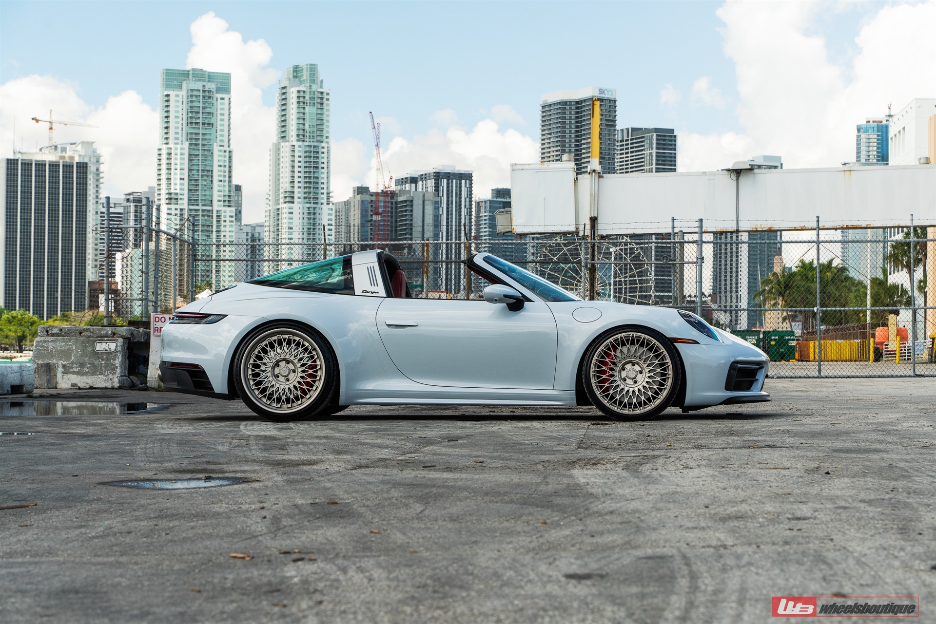 Porsche 992 Targa 4 GTS – RETROSeries RS7.1 + RS7 Classic
