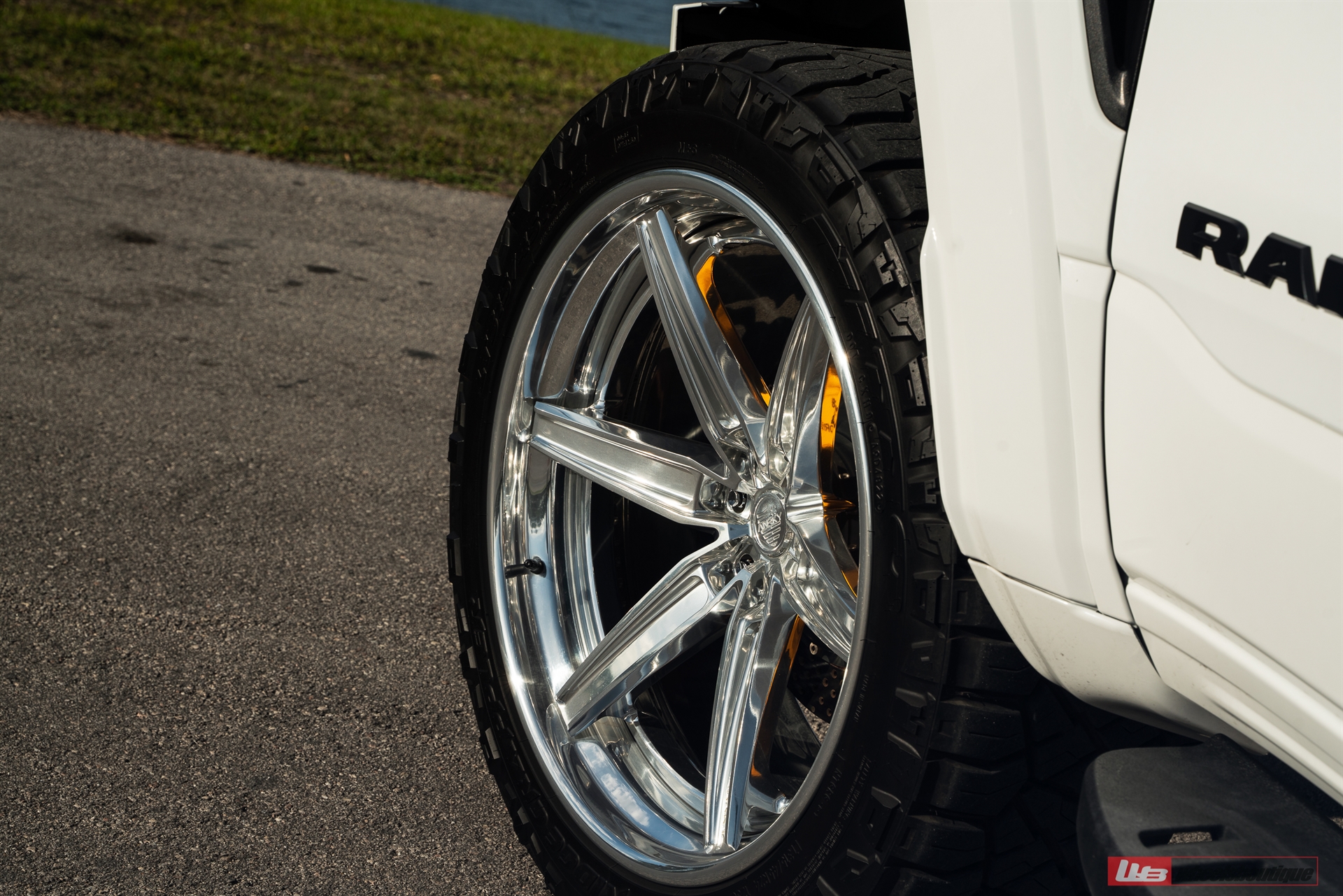 Twin Turbo Ram TRX + 24″ AN36-S SeriesTHREE