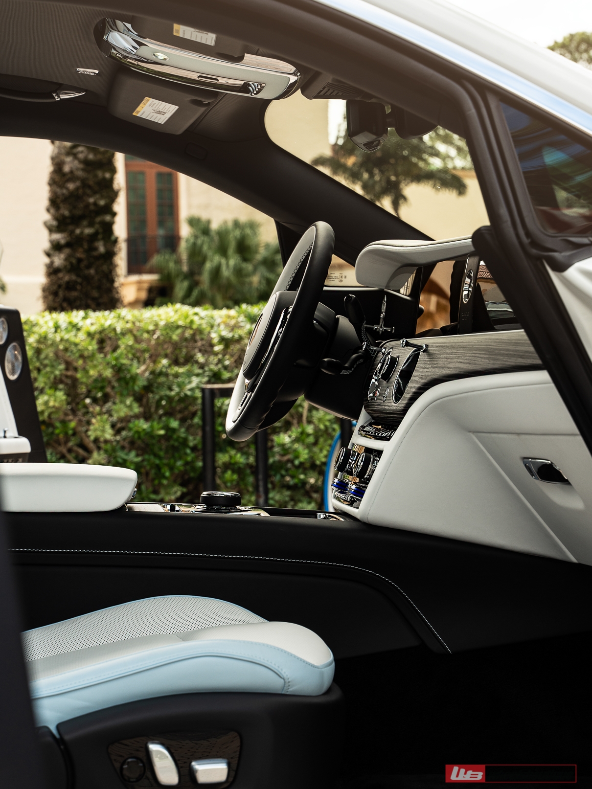 Rolls Royce Spectre – RF|Series RF-177