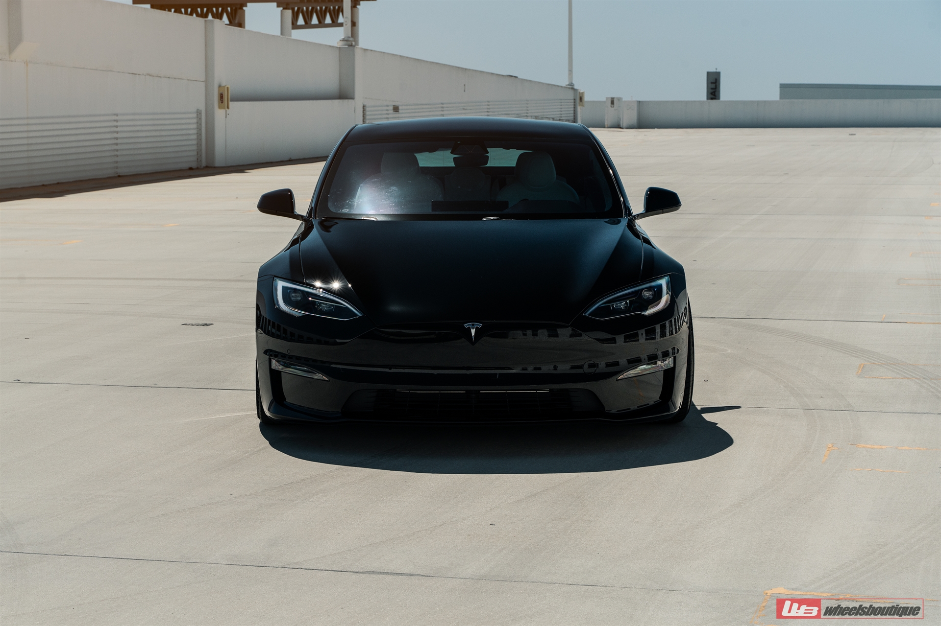 ANRKY AN28 | Tesla Model S Plaid 1