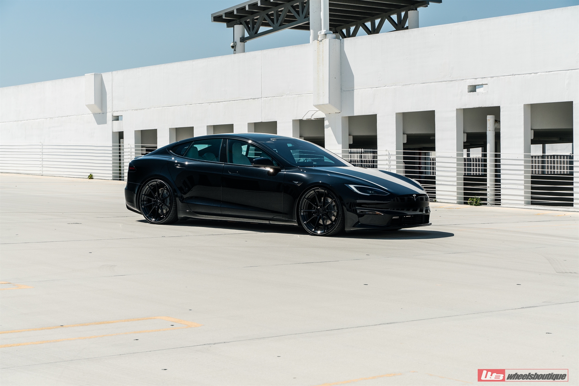 ANRKY AN28 | Tesla Model S Plaid 1