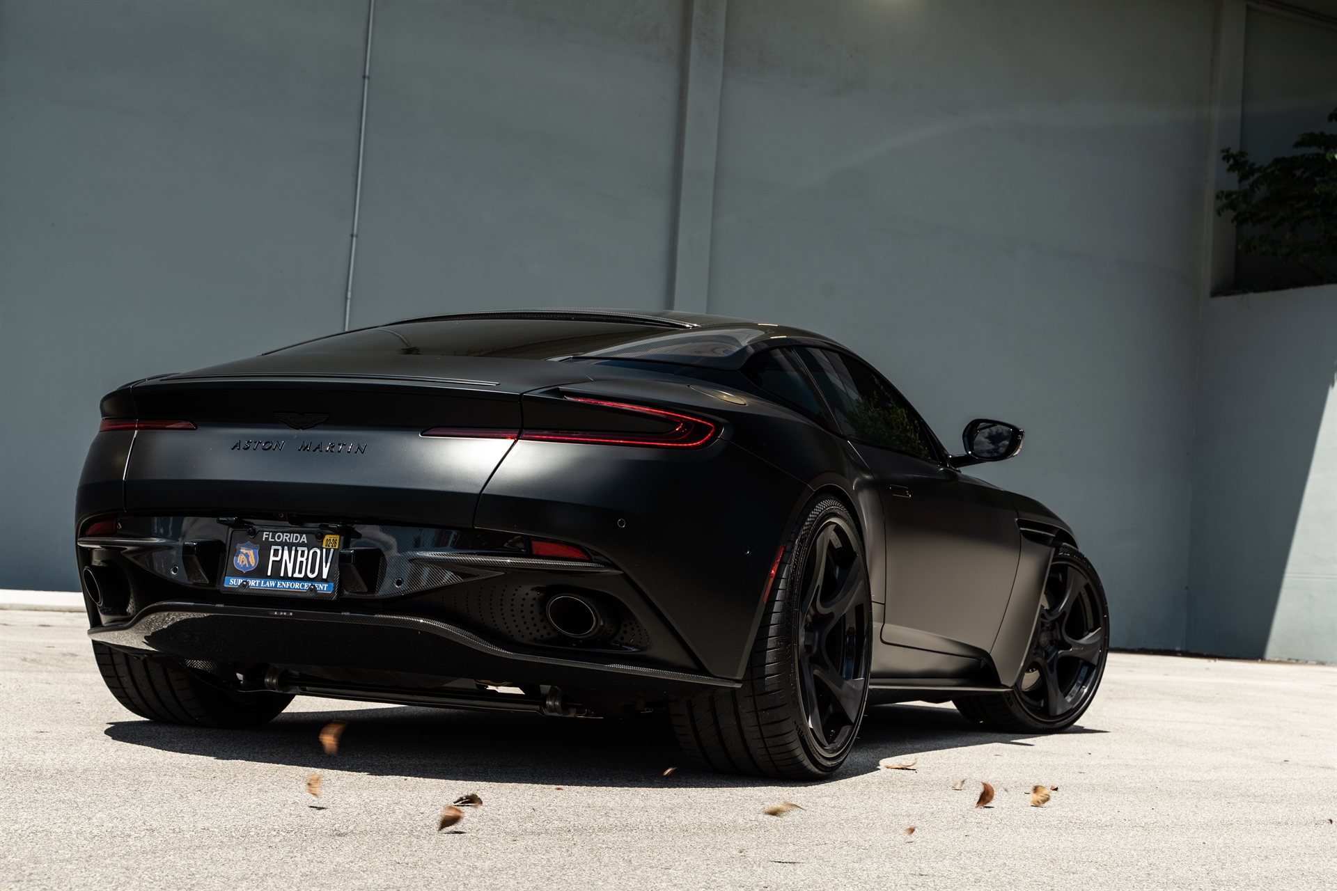 Aston Martin | Satin Jet Black | on ANRKY XR-305 | Satin Mirror Polished Smoke
