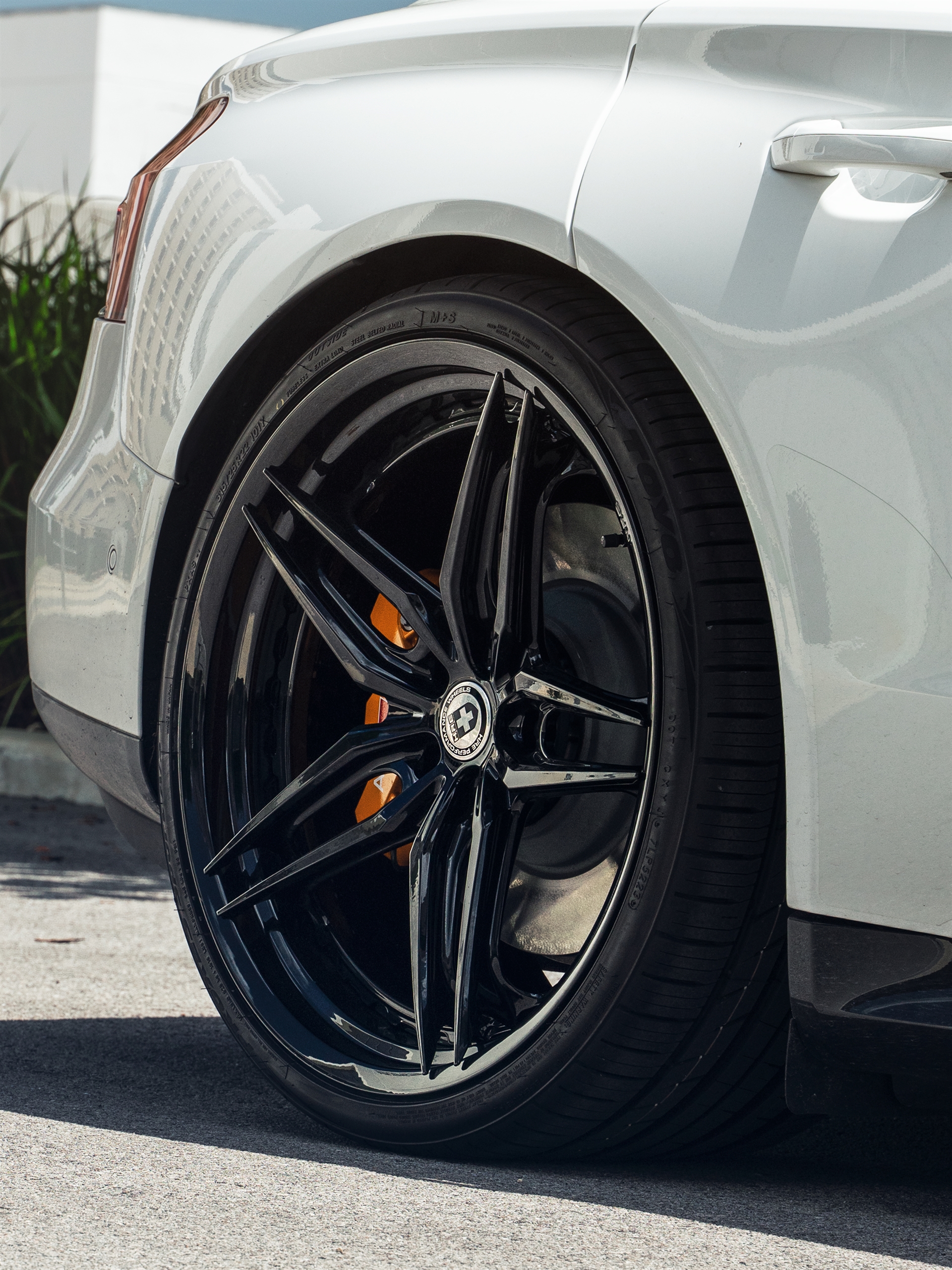 Audi RS e-tron GT | Arkona White | HRE S107SC | Gloss Black