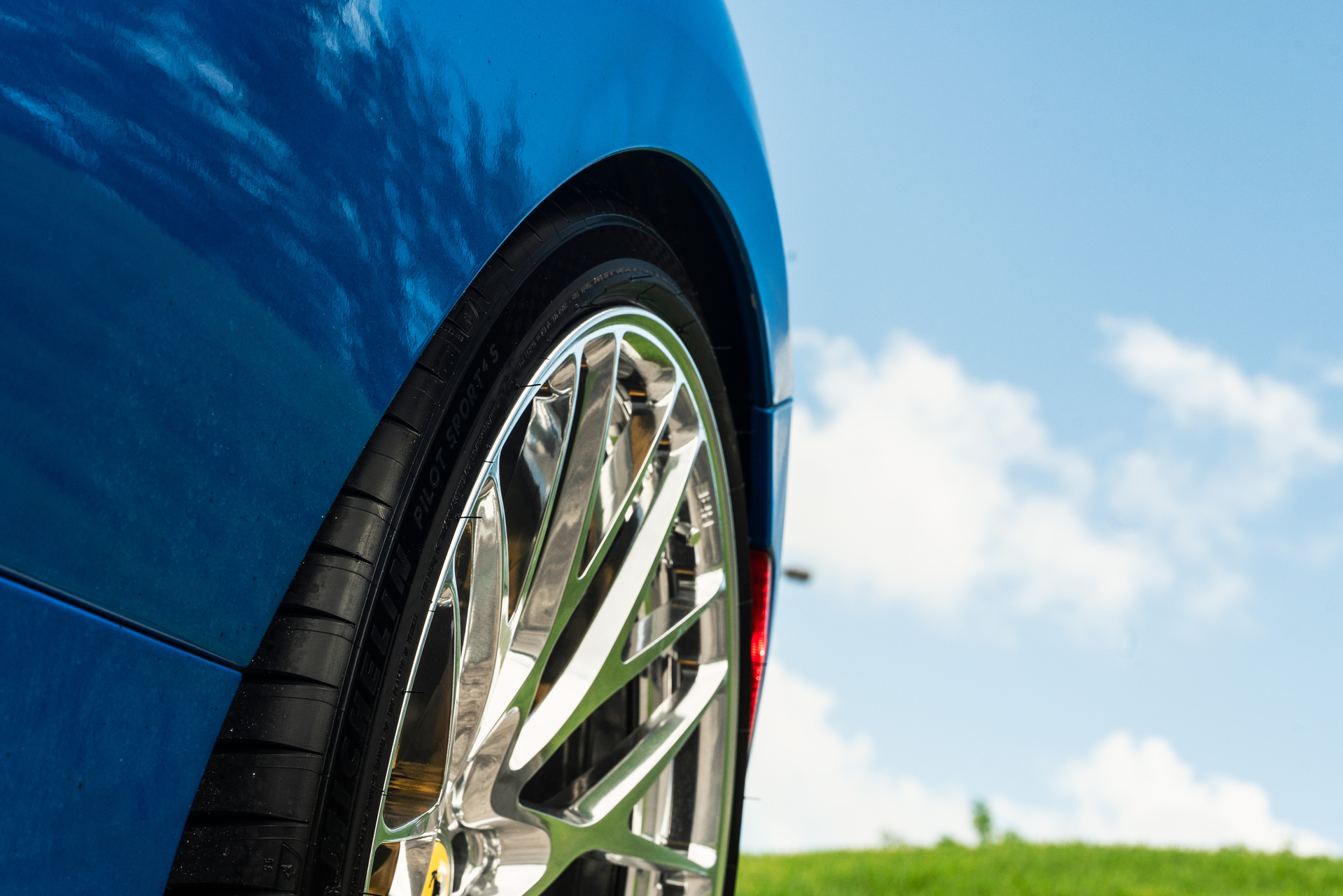Ferrari F8 | Blue Corza | on HRE 520M | Polished Clear