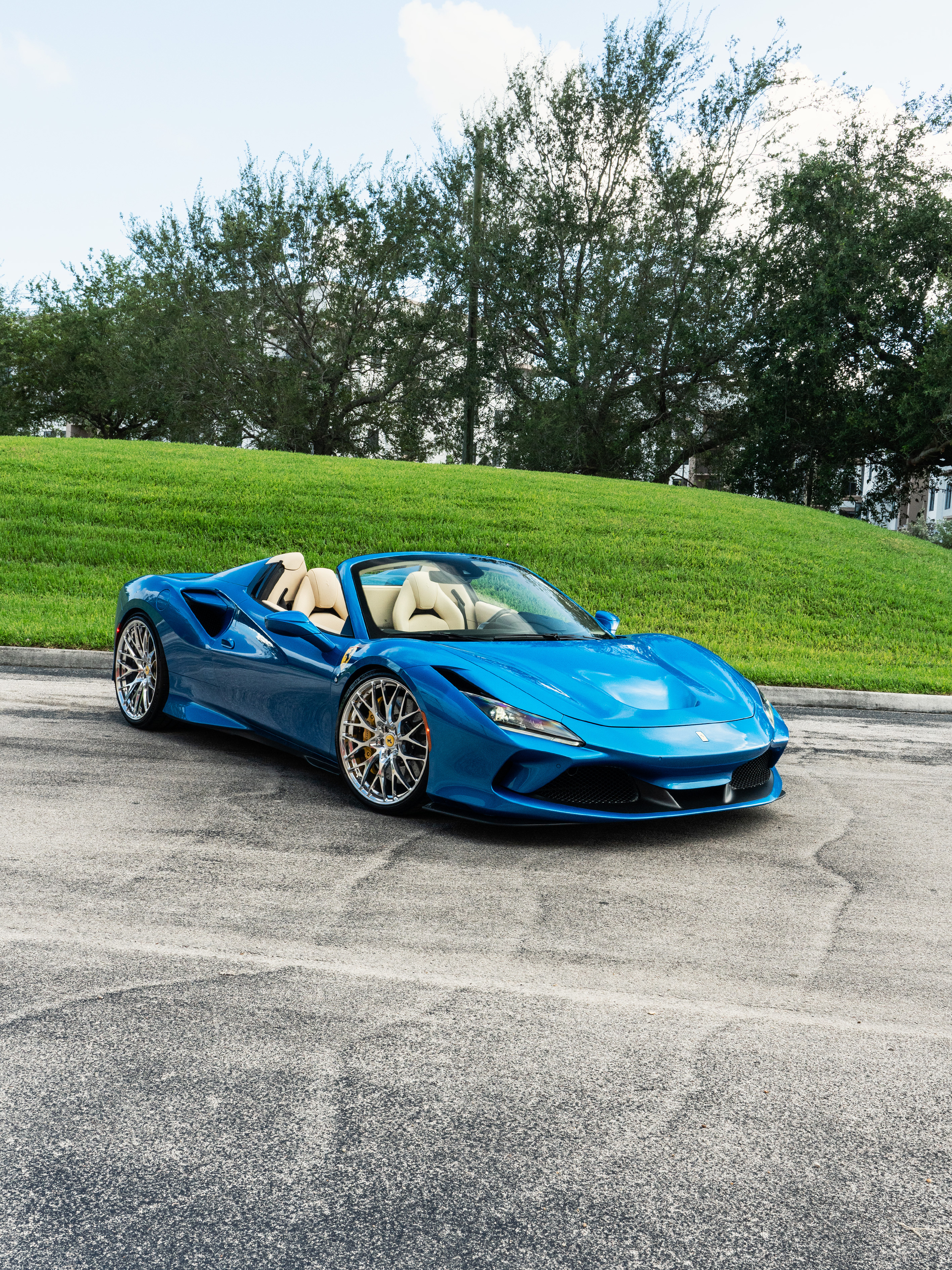 Ferrari F8 | Blue Corza | on HRE 520M | Polished Clear