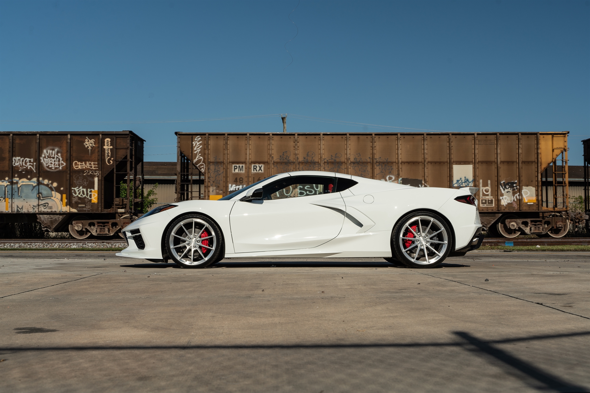 Chevrolet Corvette C8 | Artic Wight | on ANRKY AN12 | Brushed Clear