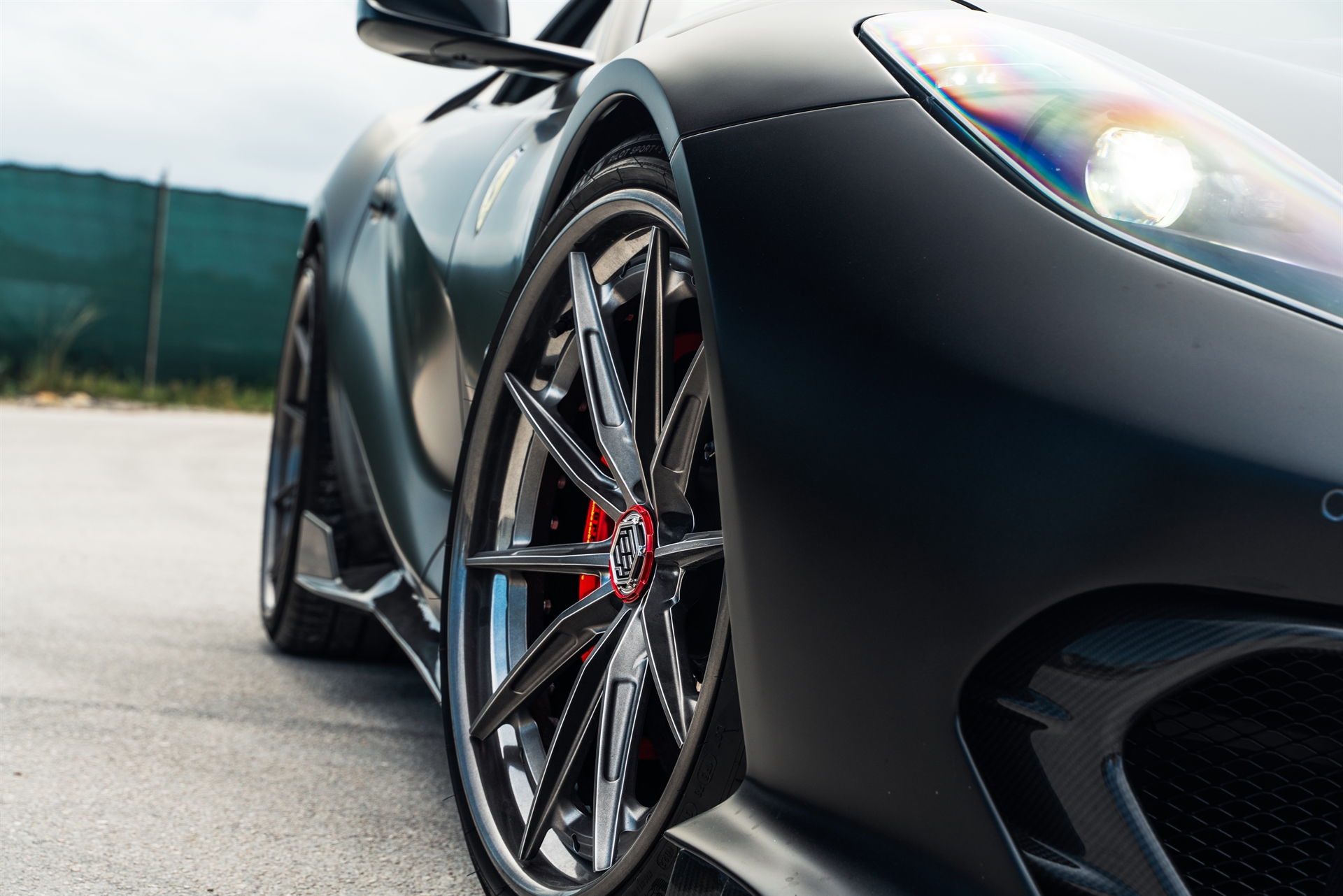 Duke Dynamics 812 | Nero Daytona | on 1886 G-010 | Polished Smoke | Duke Dynamics FEROCE Kit